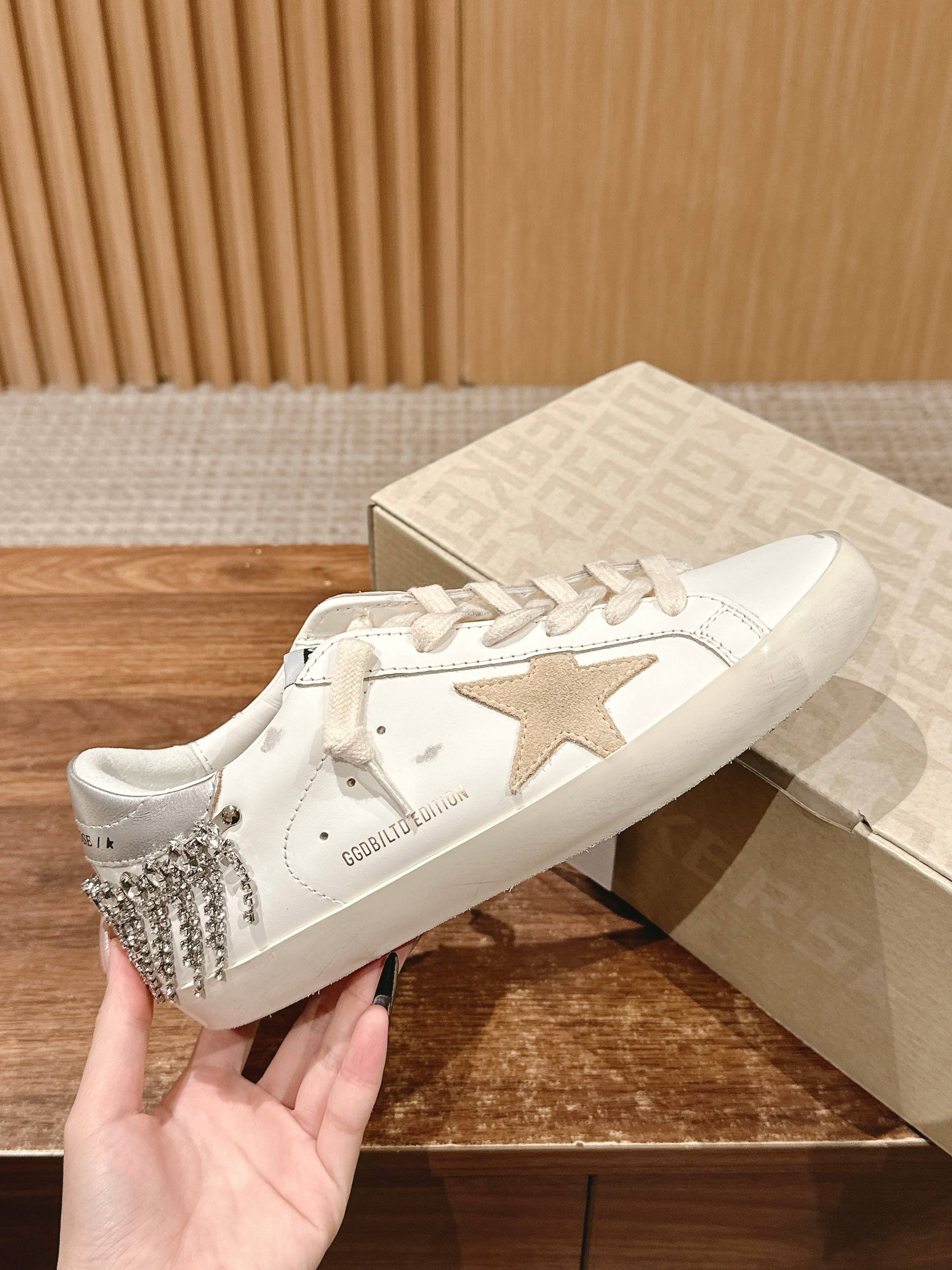 LuxluxHouse Best Quality Shoes Golden Goose
