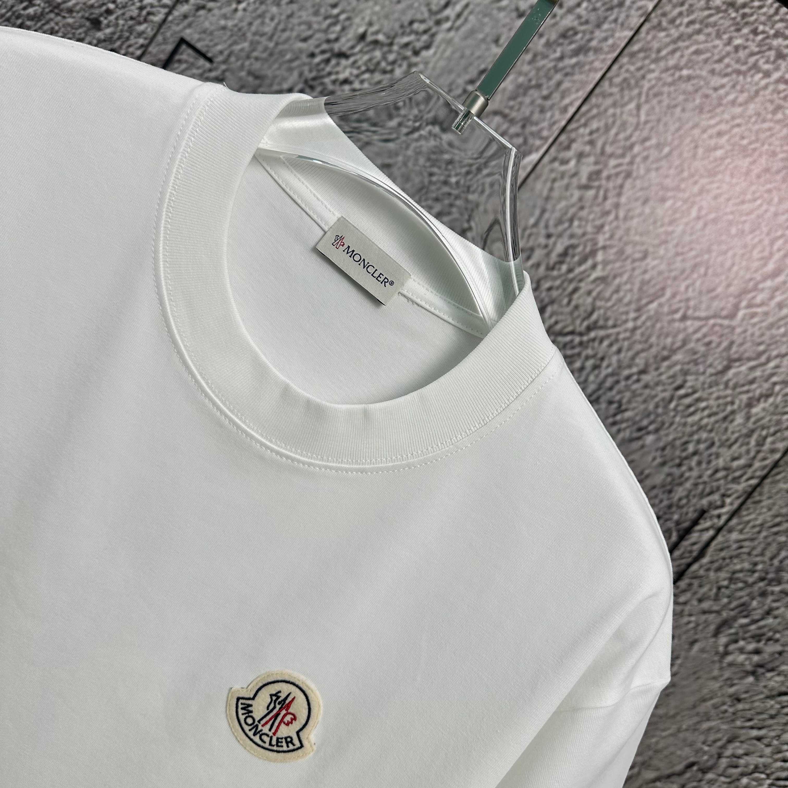 LuxluxHouse Best Quality Clothes T-shirt Moncler