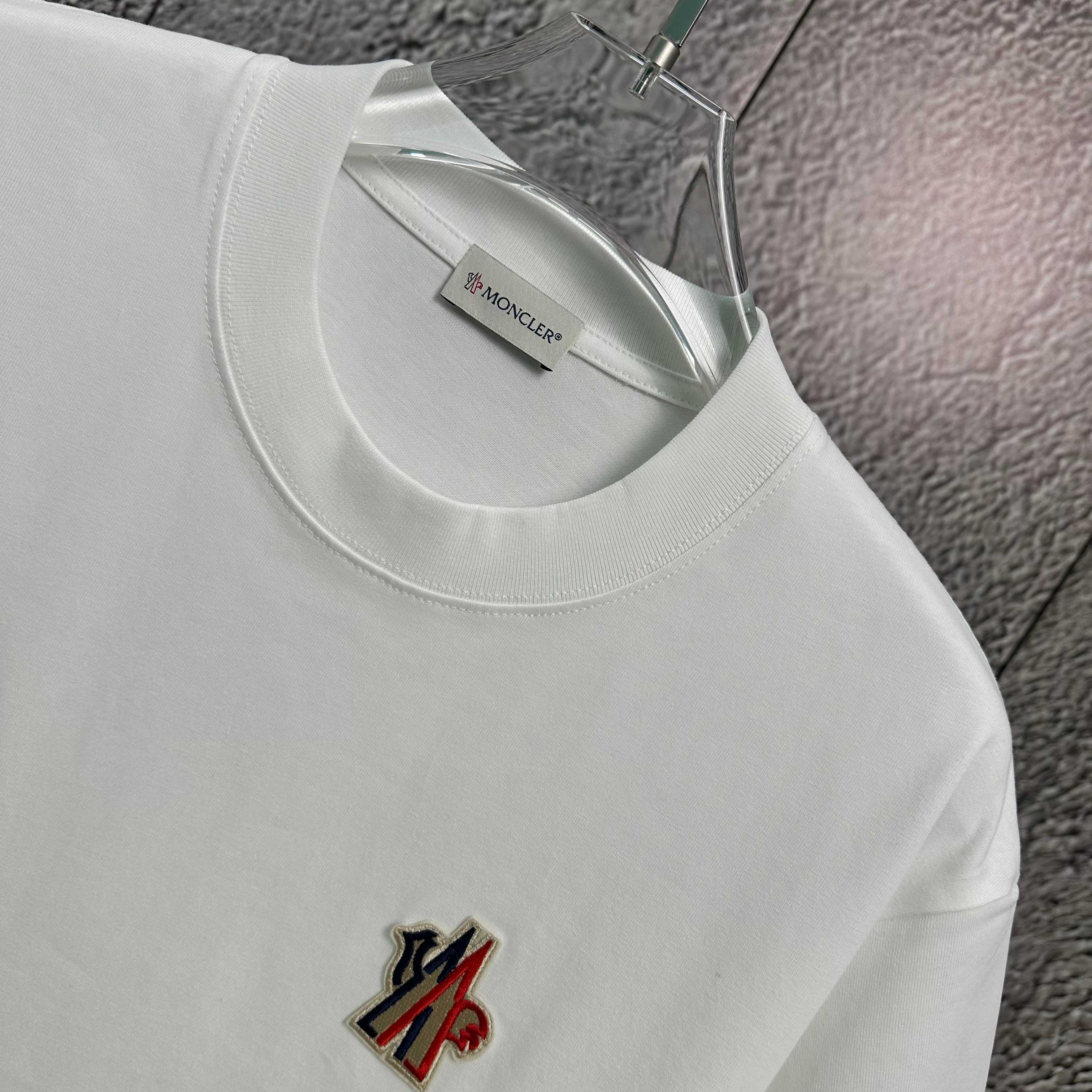 LuxluxHouse Best Quality Clothes T-shirt Moncler