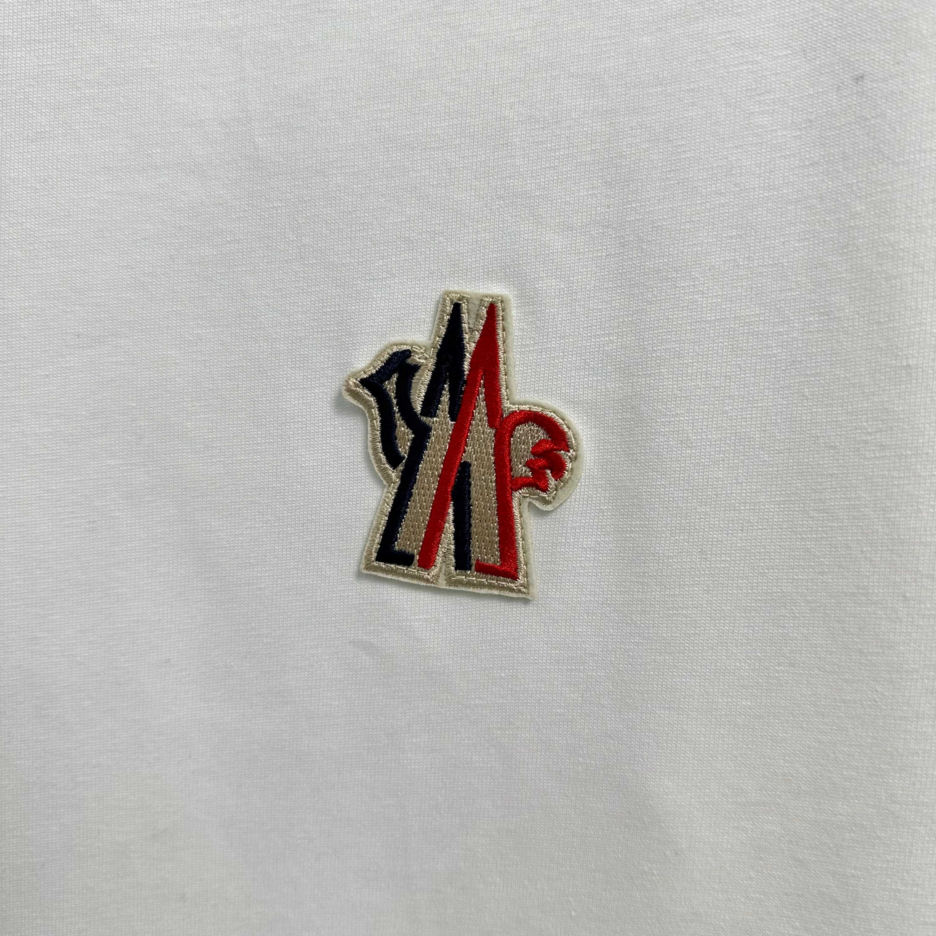 LuxluxHouse Best Quality Clothes T-shirt Moncler