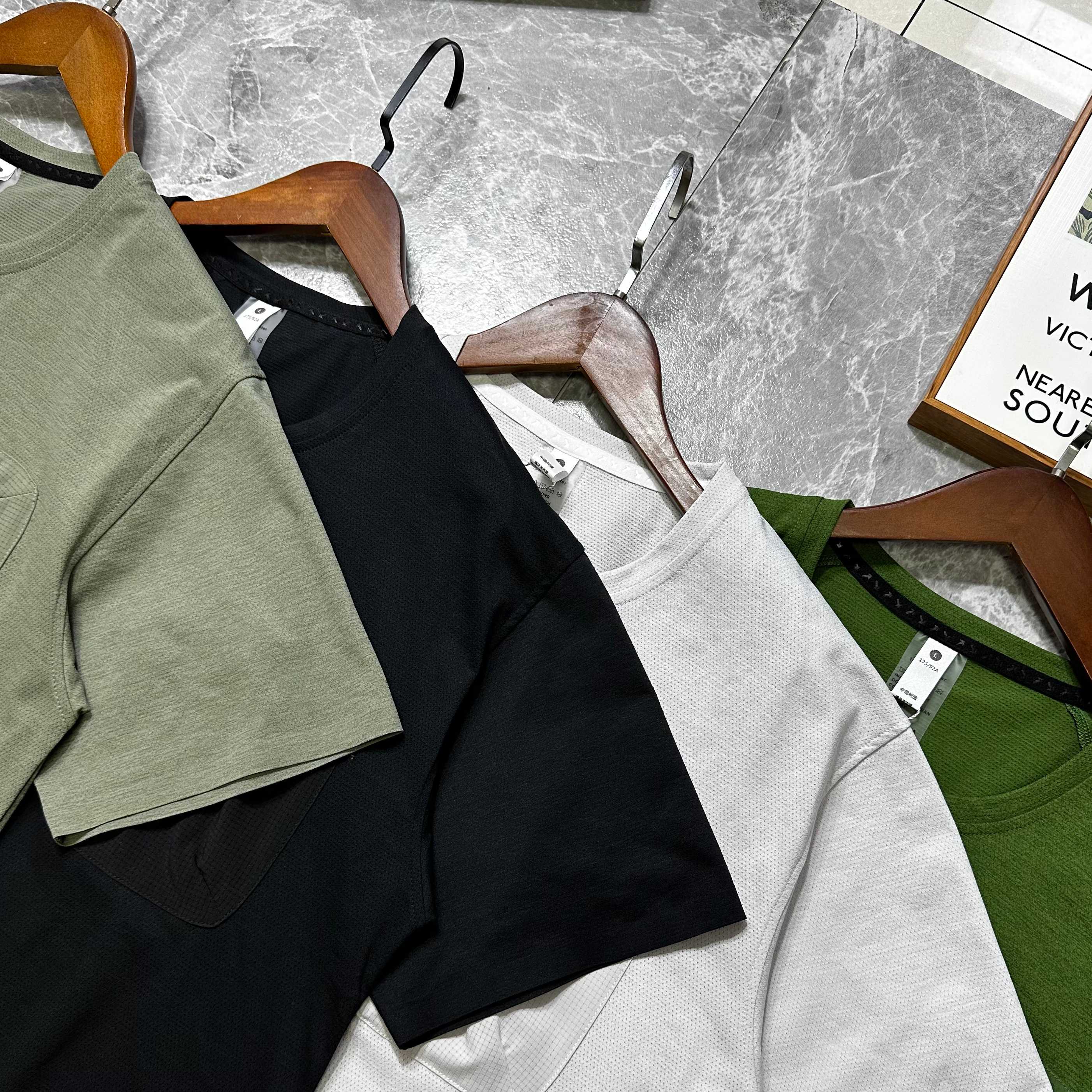 LuxluxHouse Best Quality Clothes T-shirt Arcteryx