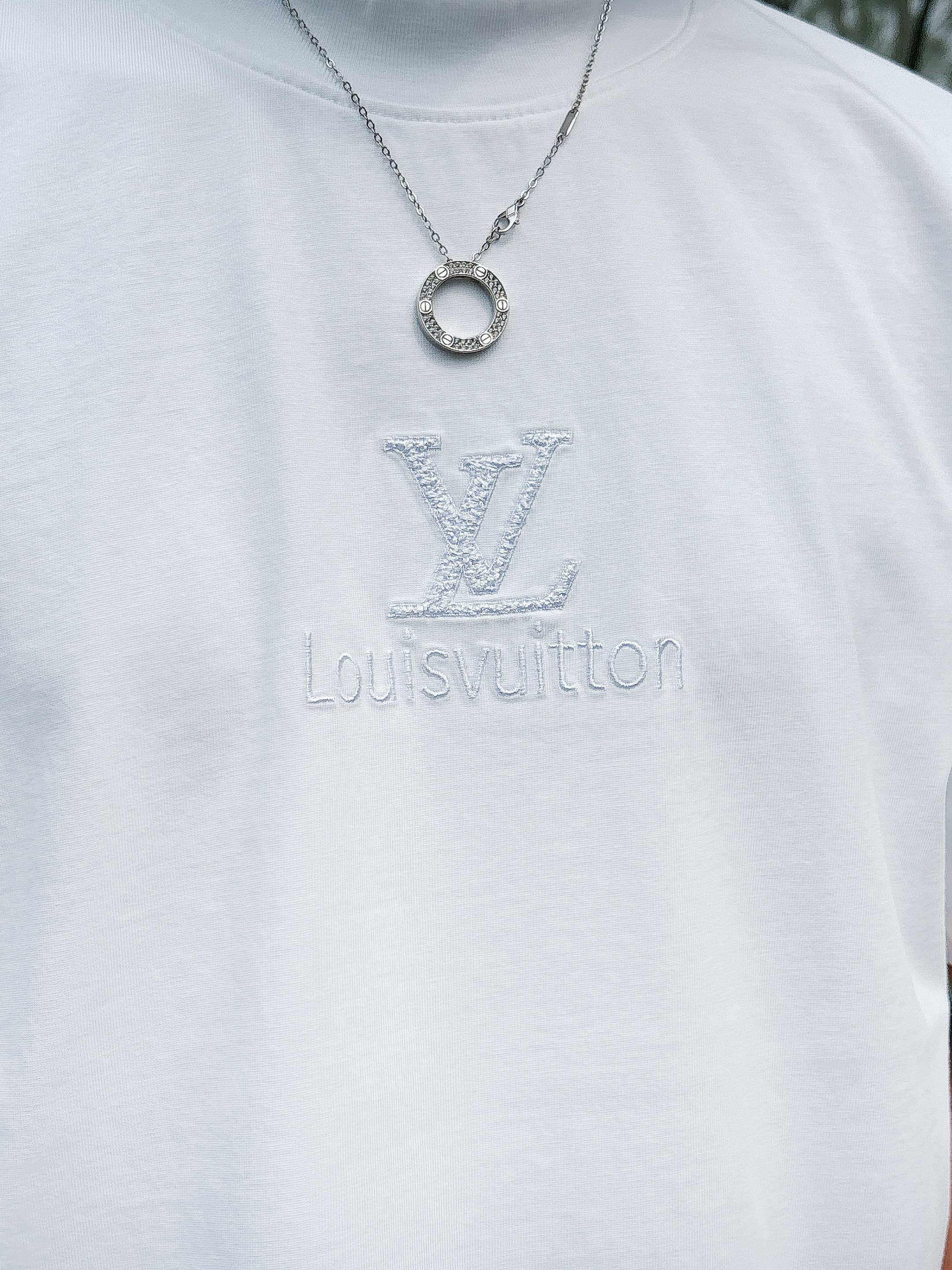 LuxluxHouse Best Quality Clothes T-shirt Louis Vuitton