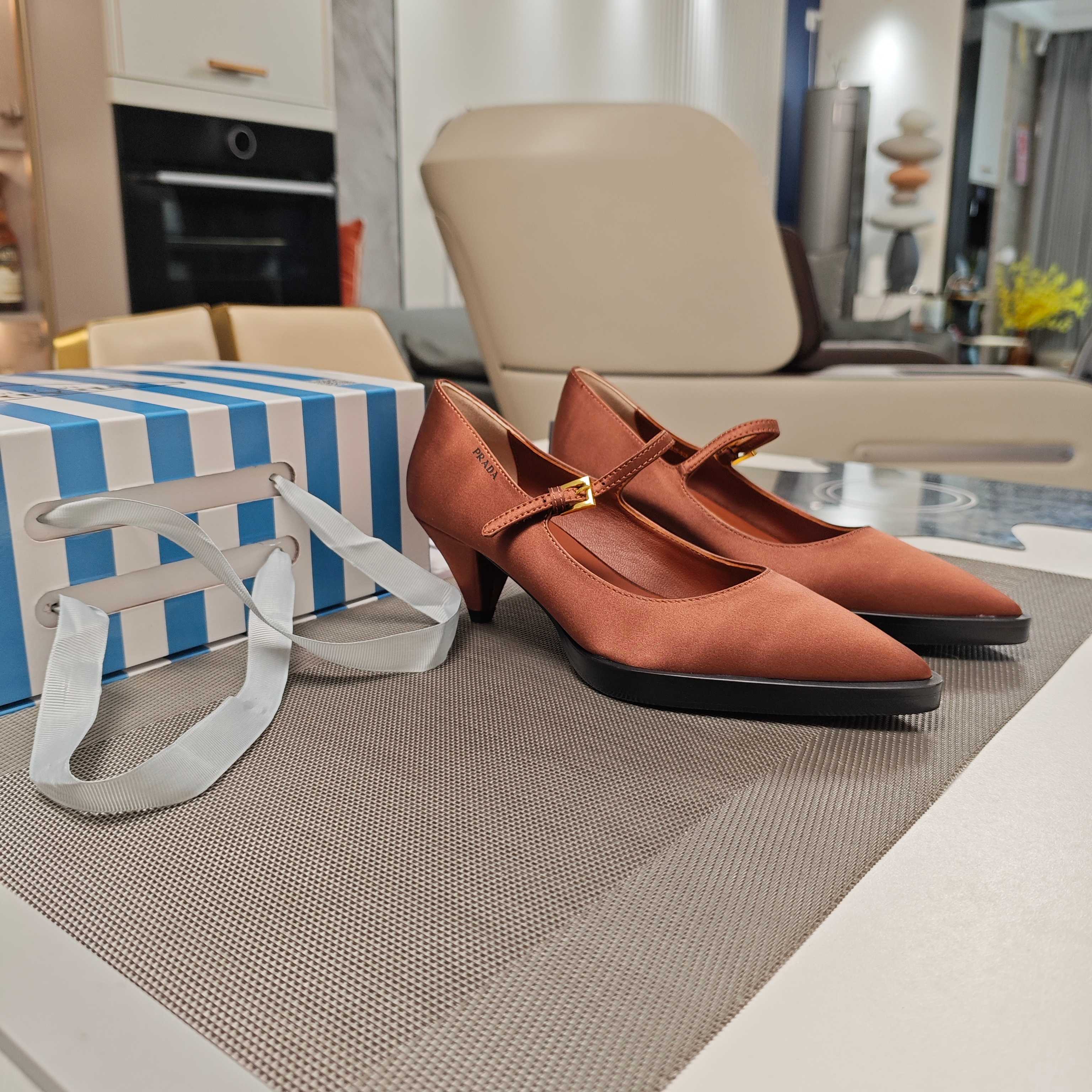 LuxluxHouse Best Quality Women Shoes Prada