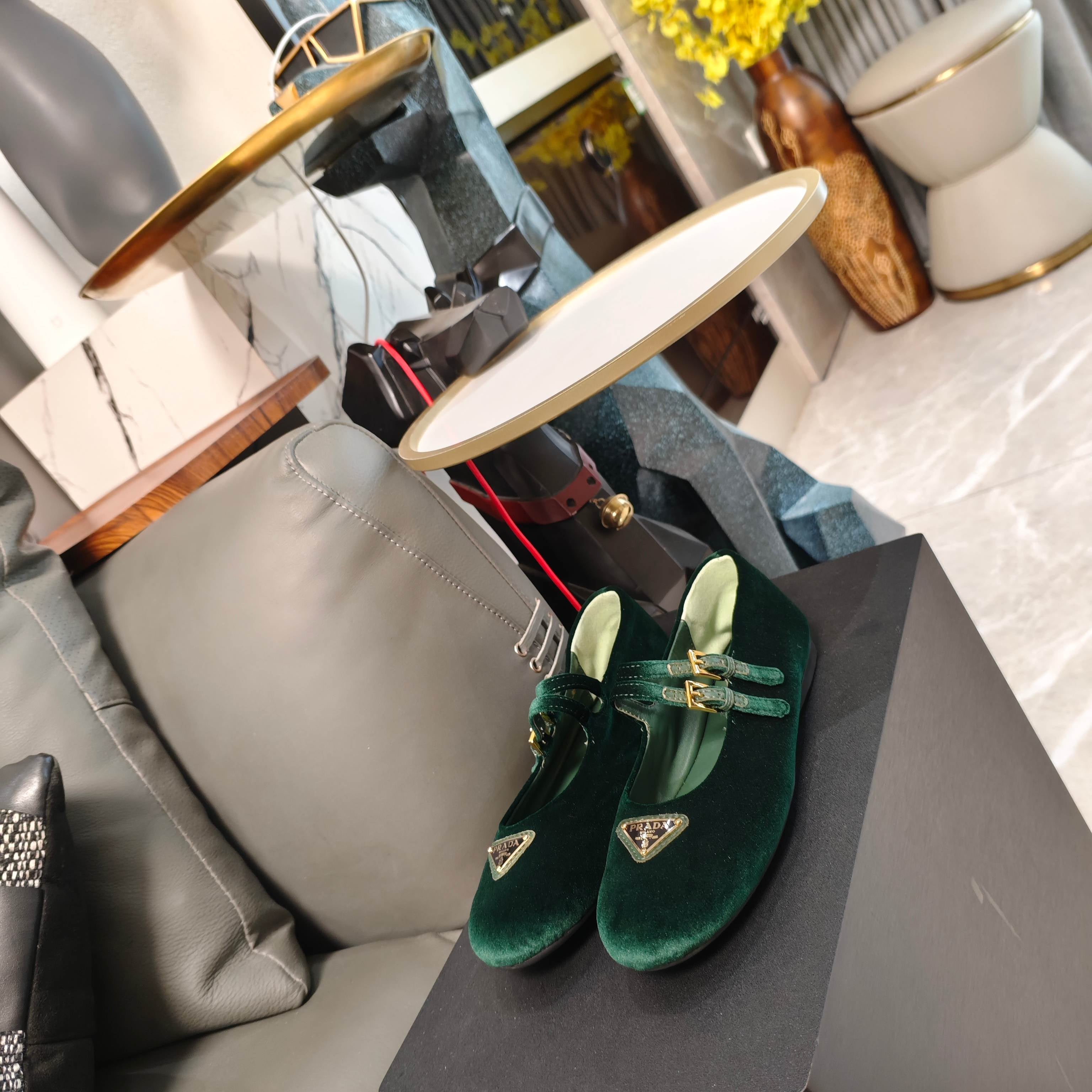 LuxluxHouse Best Quality Women Shoes Prada