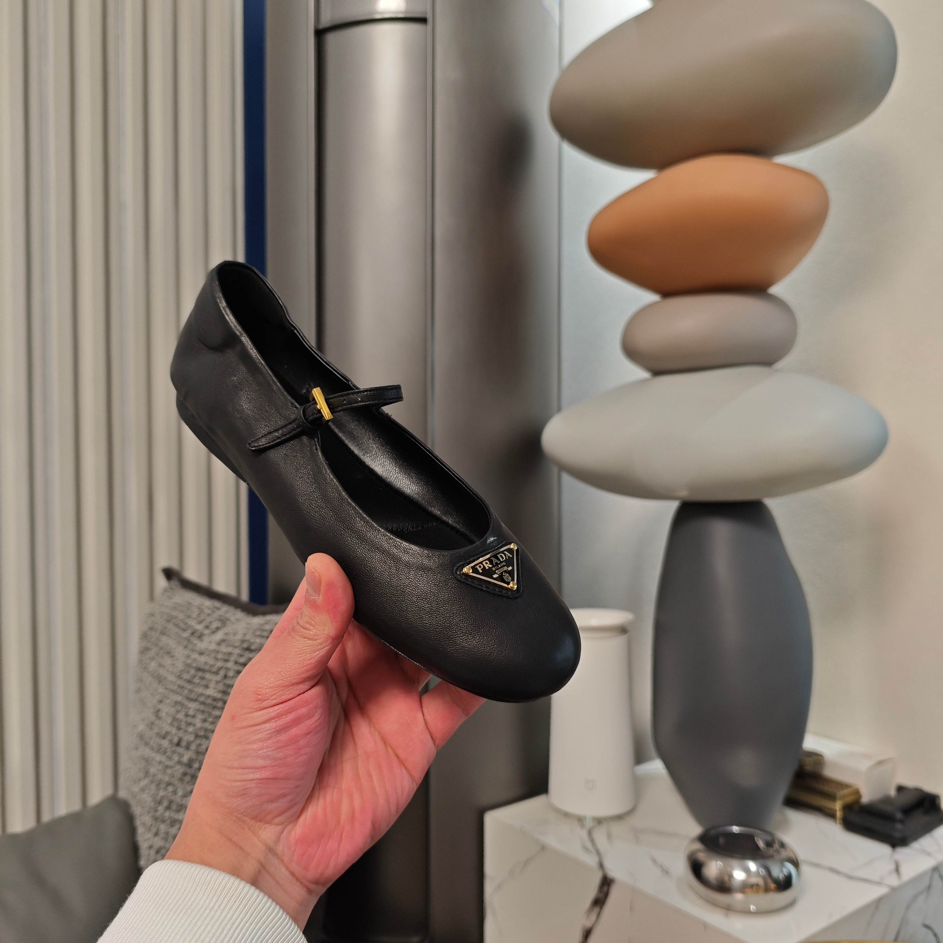 LuxluxHouse Best Quality Women Shoes Prada