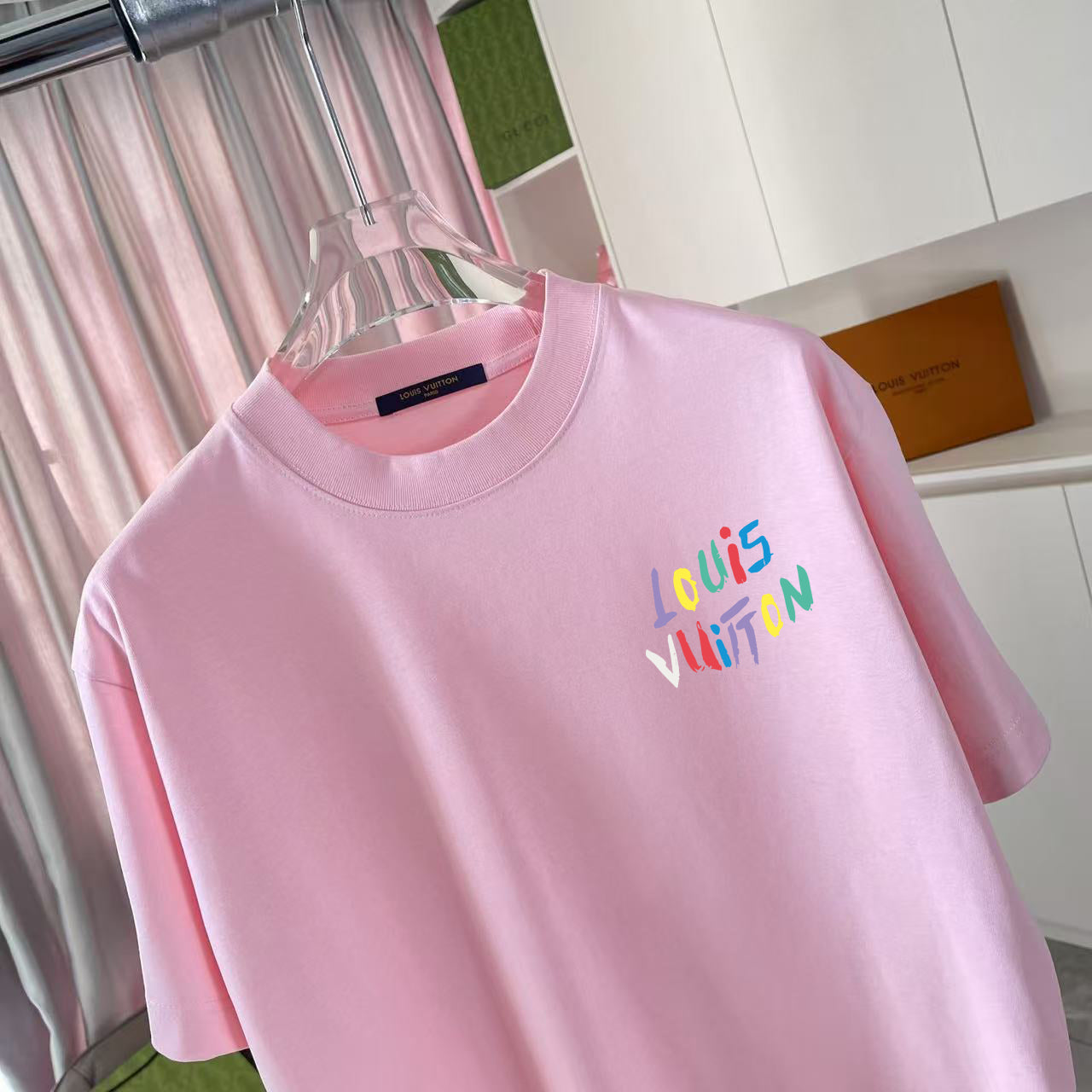 LuxluxHouse Best Quality Clothes T-shirt Louis Vuitton