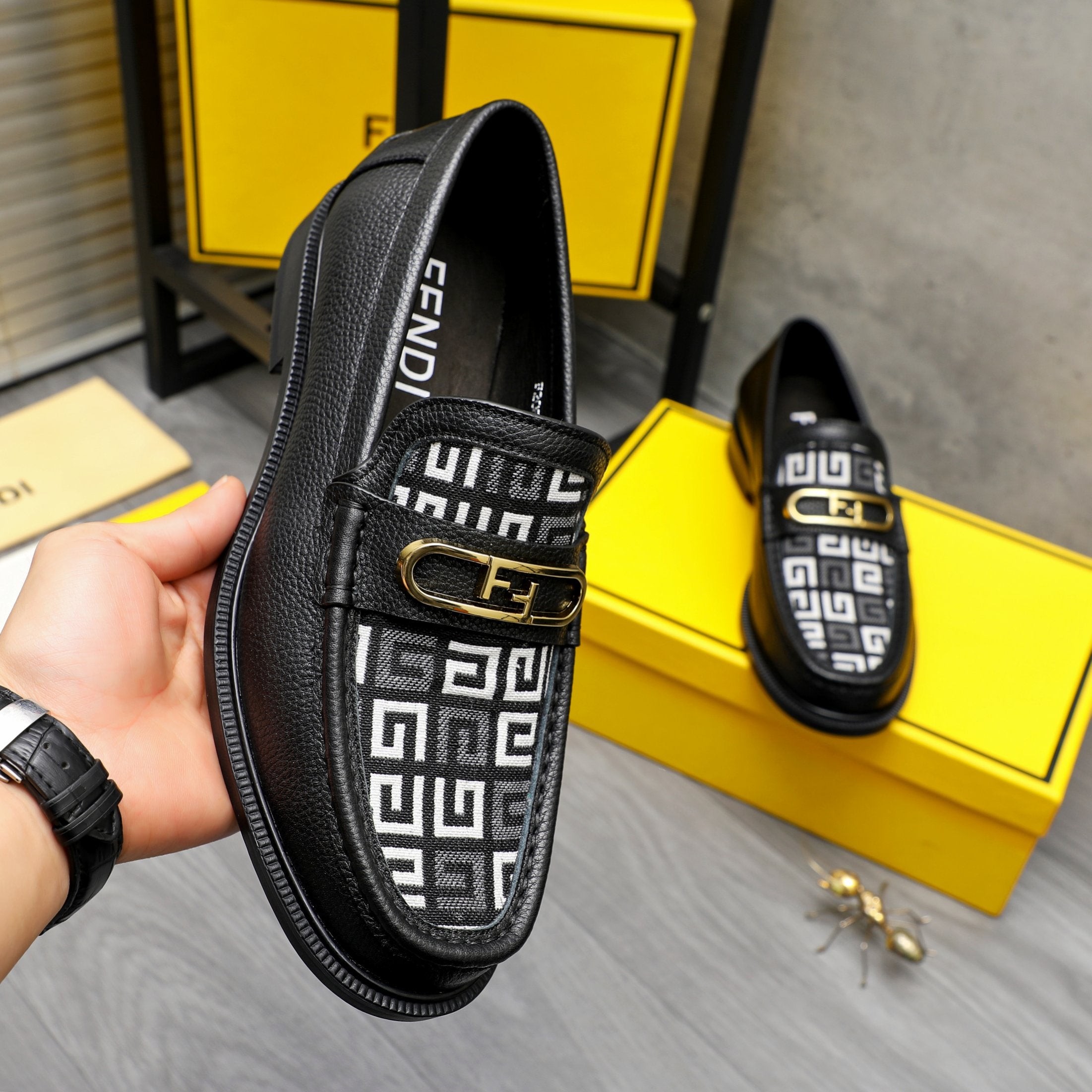 LuxluxHouse Best Quality Shoes Fendi