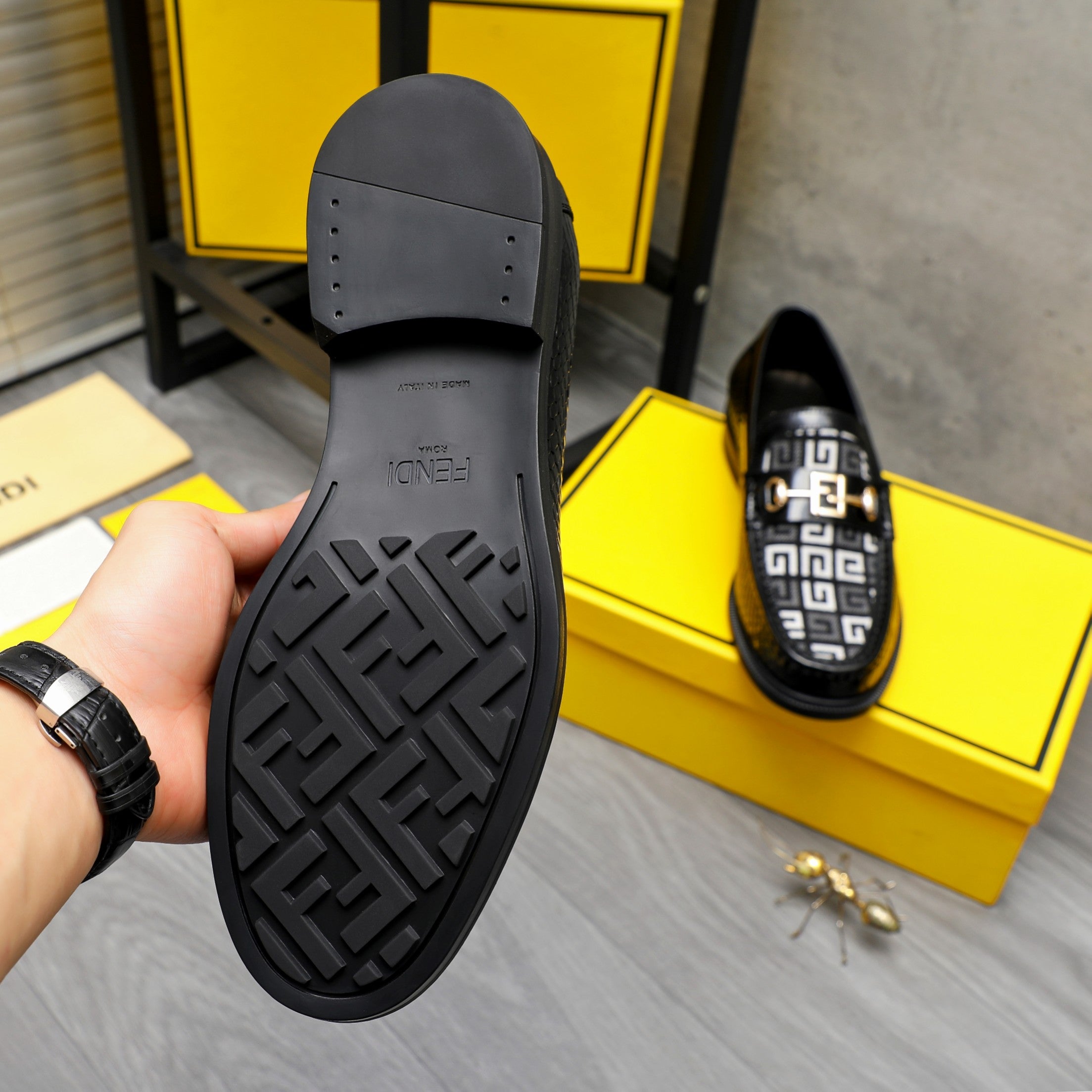 LuxluxHouse Best Quality Shoes Fendi