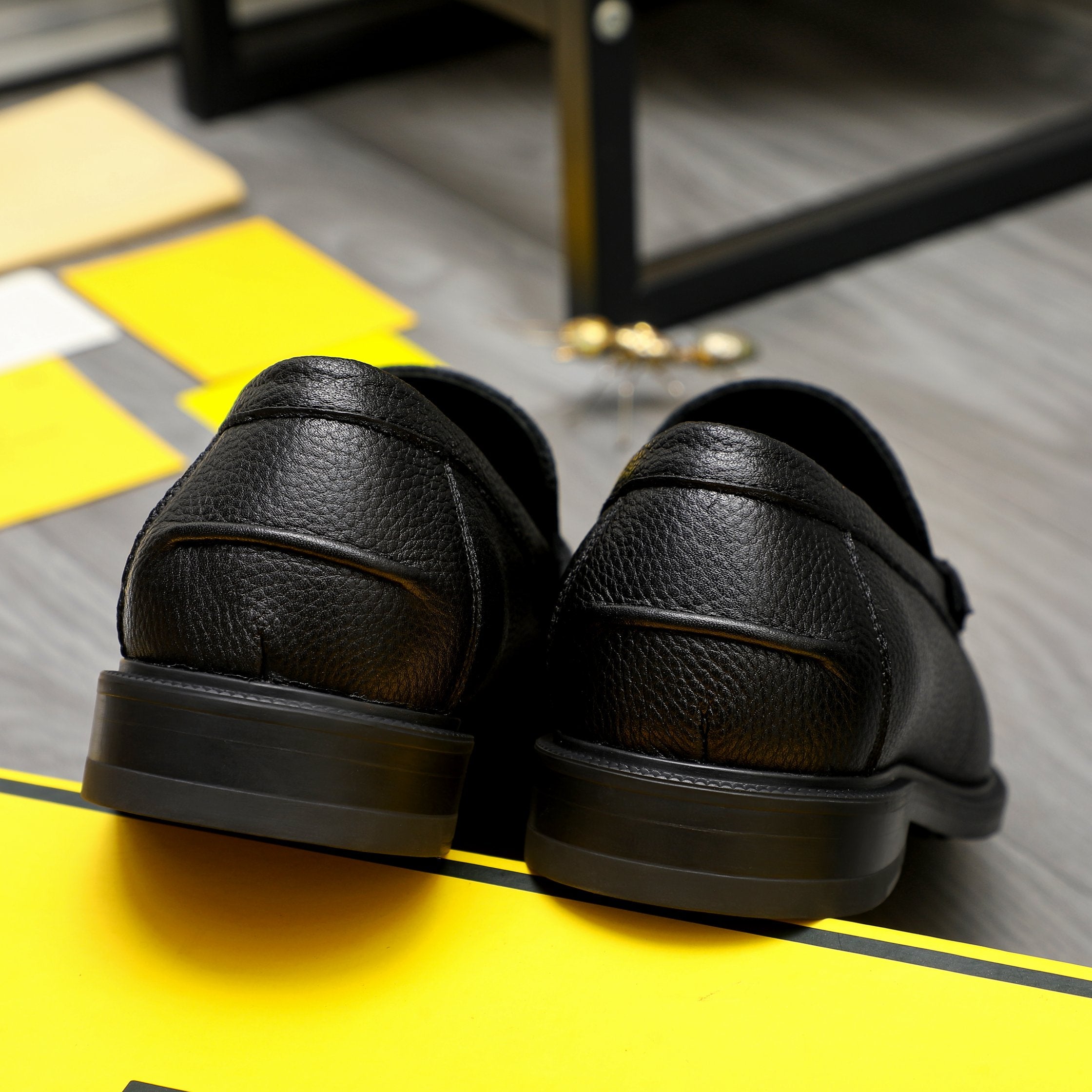 LuxluxHouse Best Quality Shoes Fendi