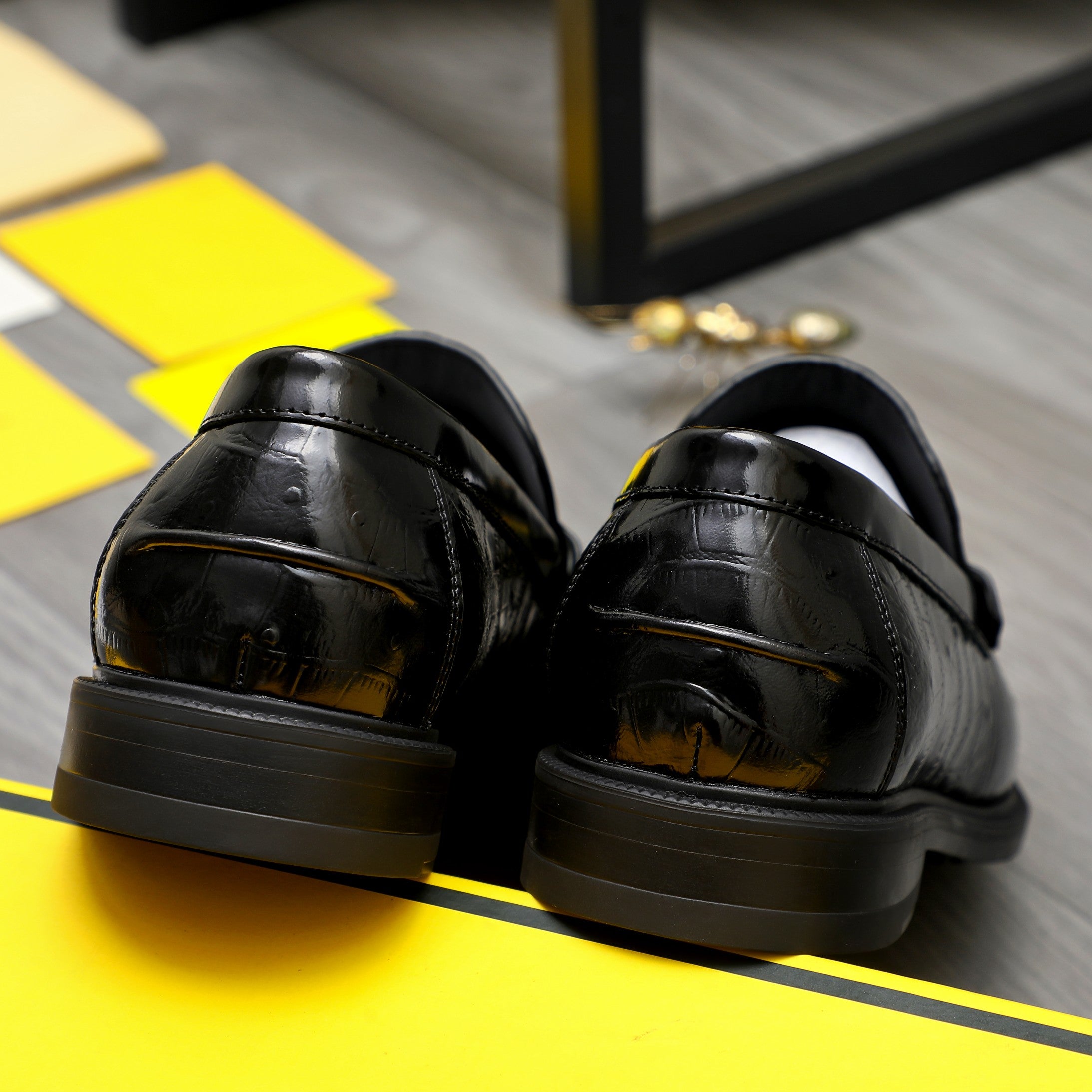 LuxluxHouse Best Quality Shoes Fendi