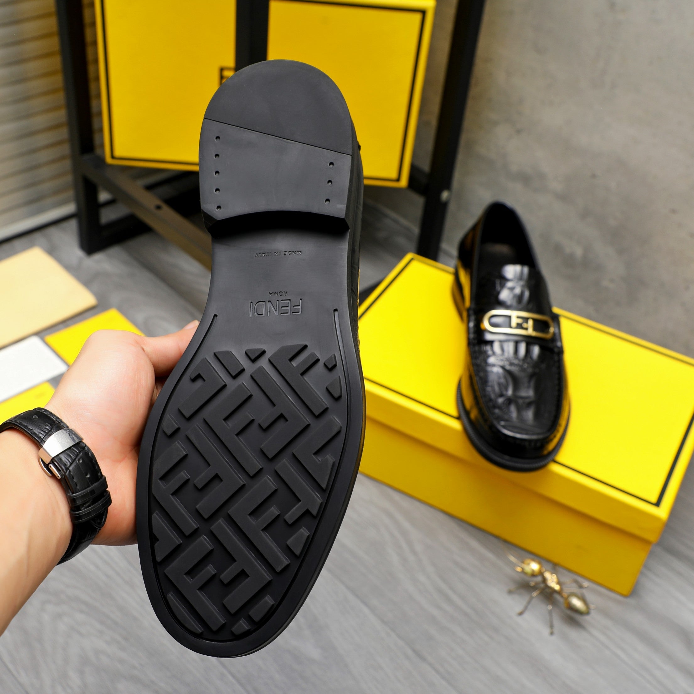 LuxluxHouse Best Quality Shoes Fendi