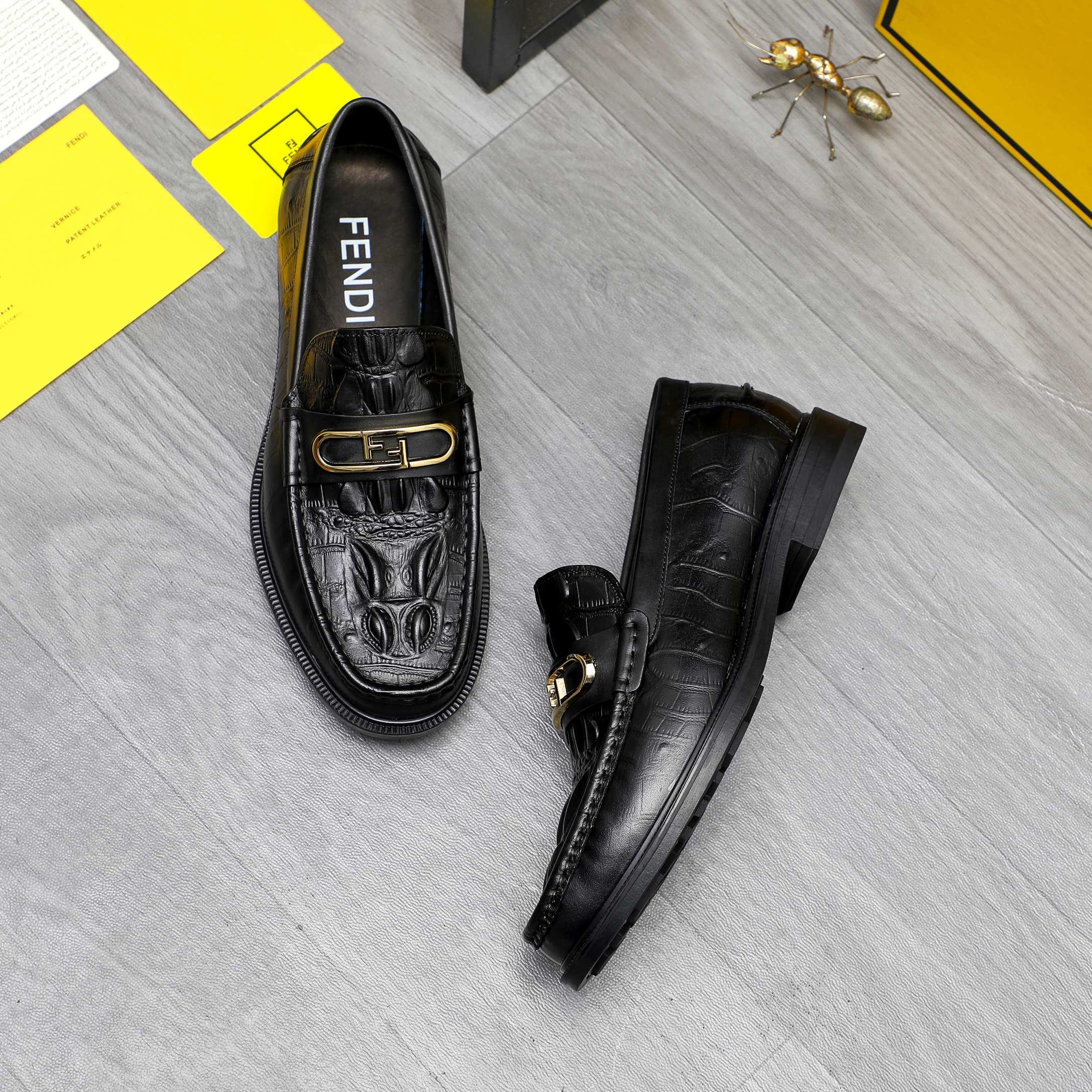 LuxluxHouse Best Quality Shoes Fendi
