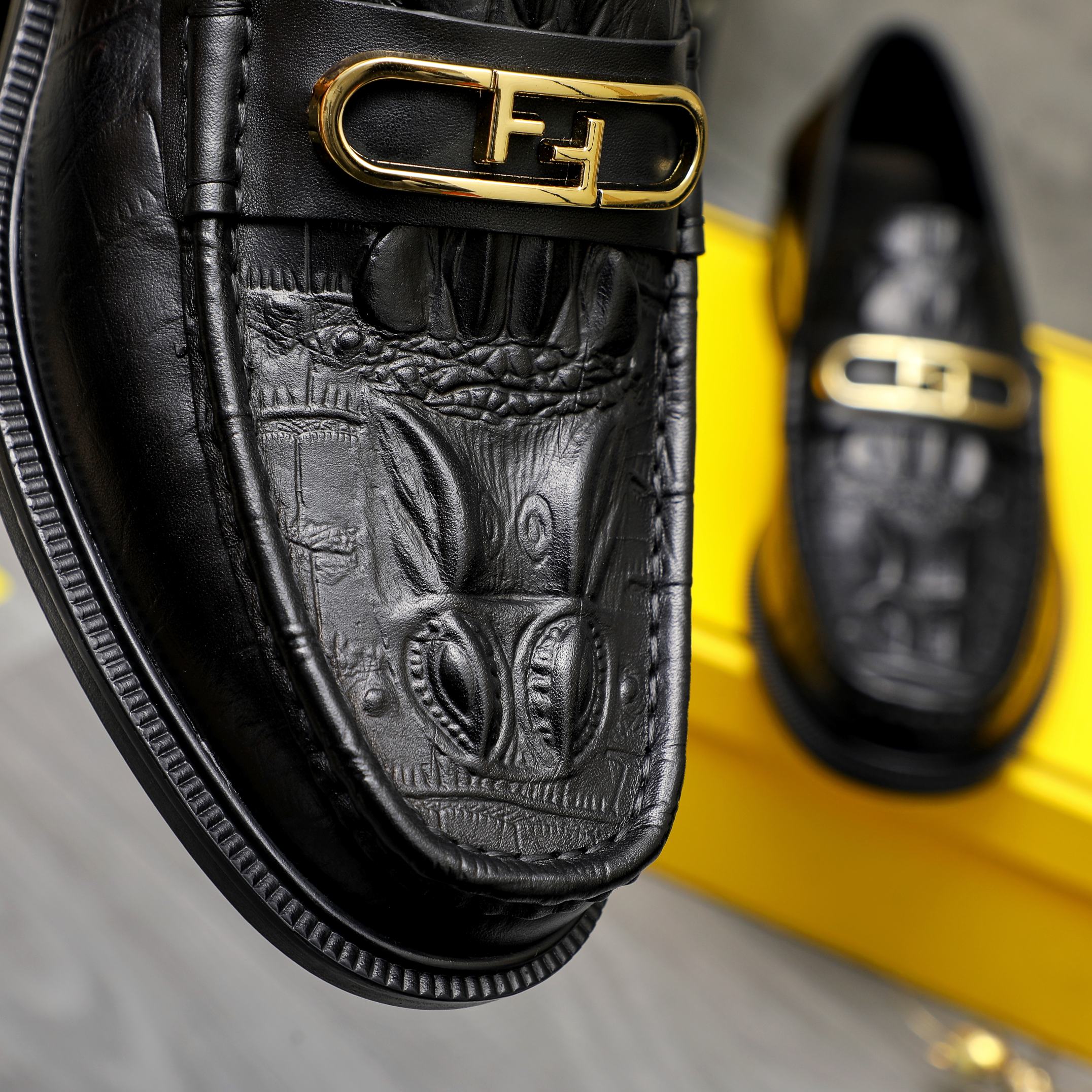 LuxluxHouse Best Quality Shoes Fendi