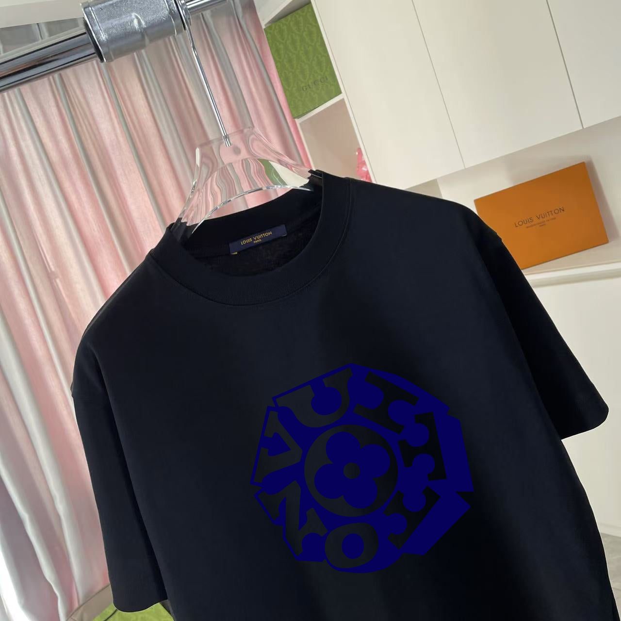 LuxluxHouse Best Quality Clothes T-shirt Louis Vuitton