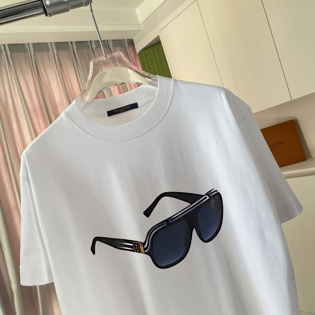 LuxluxHouse Best Quality Clothes T-shirt Louis Vuitton