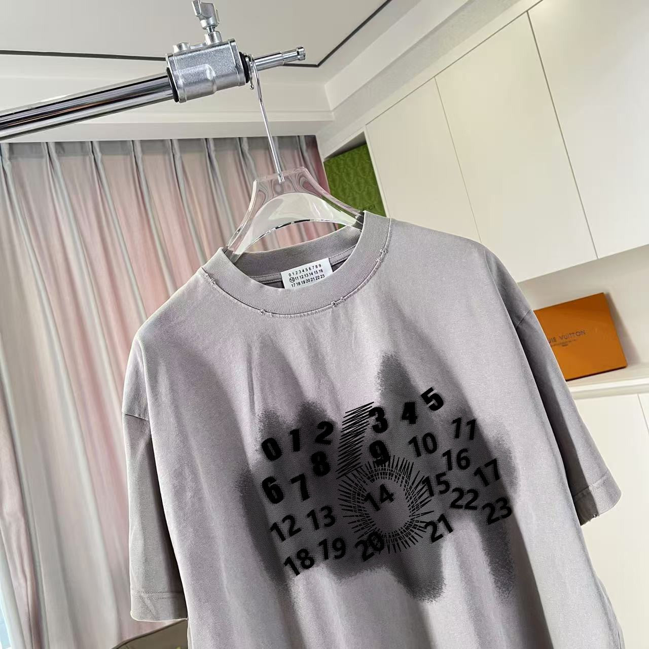 LuxluxHouse Best Quality Clothes T-shirt Chanel & Maison Margiela