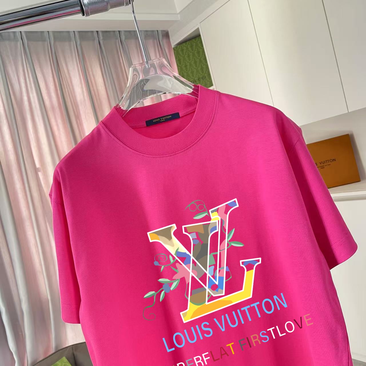 LuxluxHouse Best Quality Clothes T-shirt Louis Vuitton