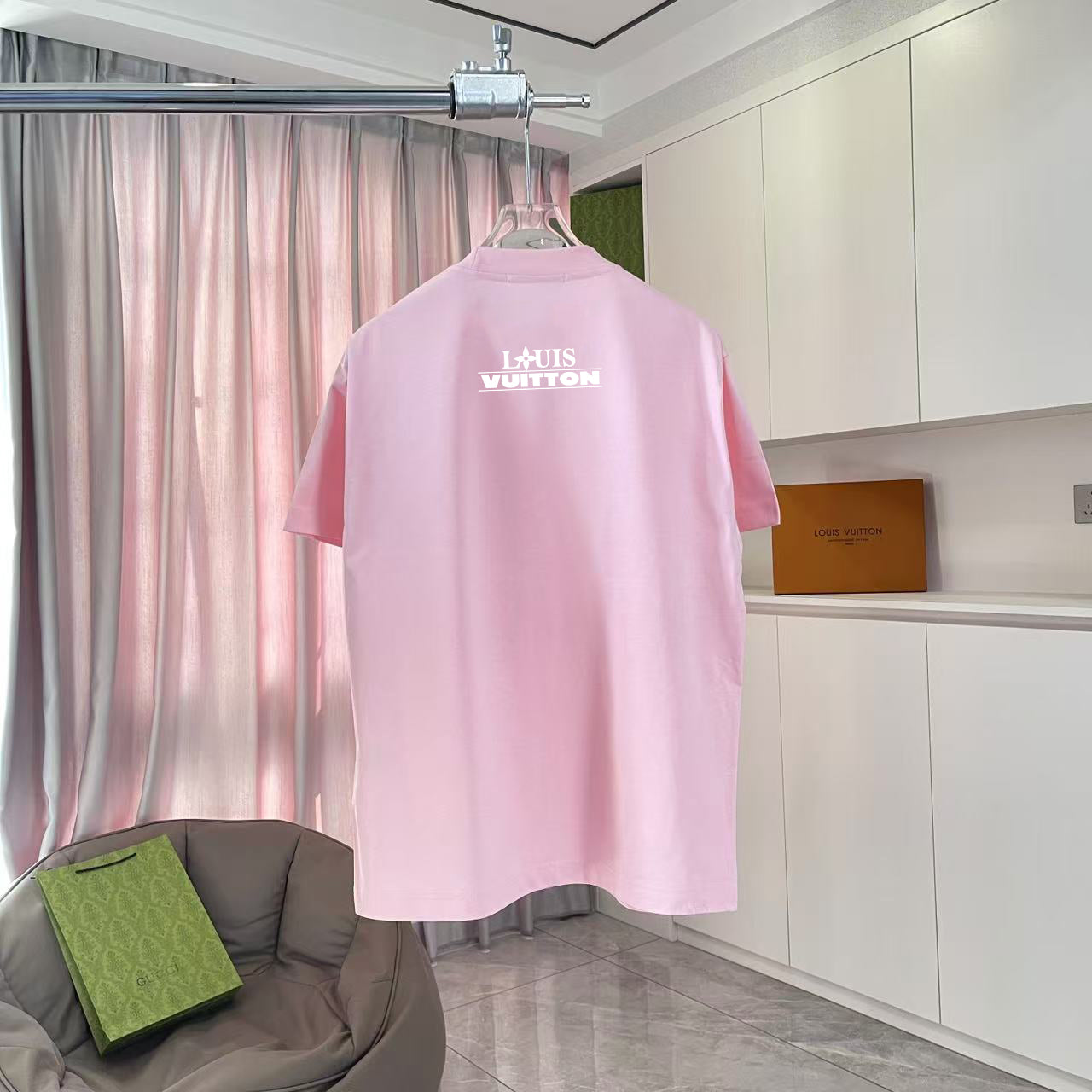 LuxluxHouse Best Quality Clothes T-shirt Louis Vuitton