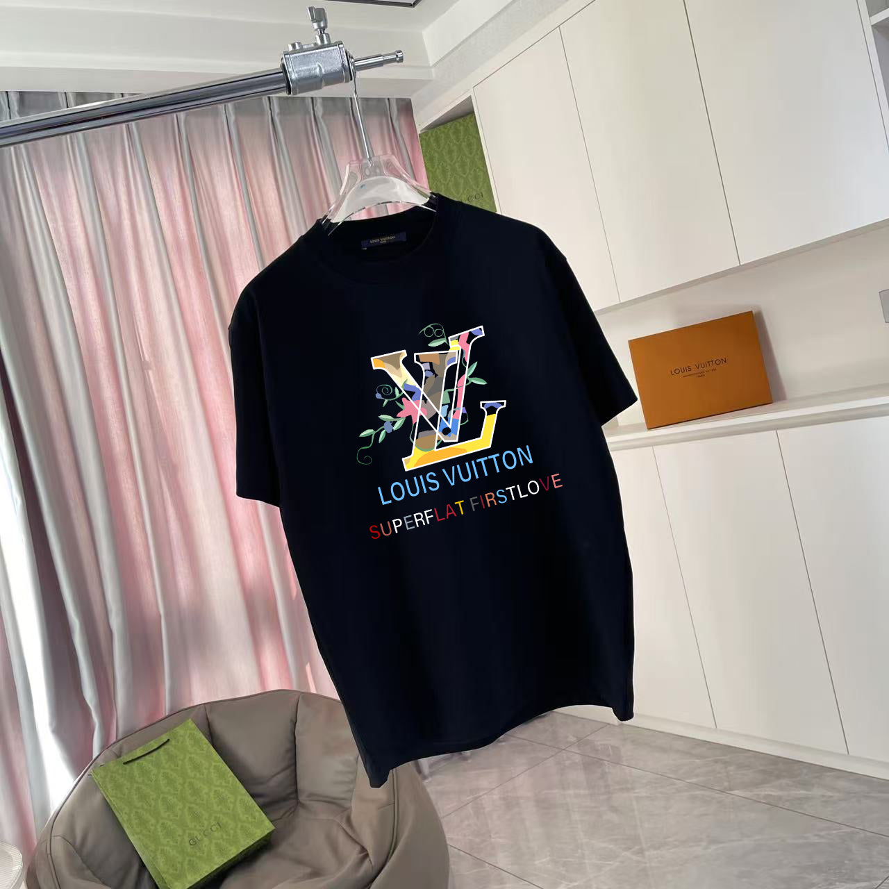 LuxluxHouse Best Quality Clothes T-shirt Louis Vuitton