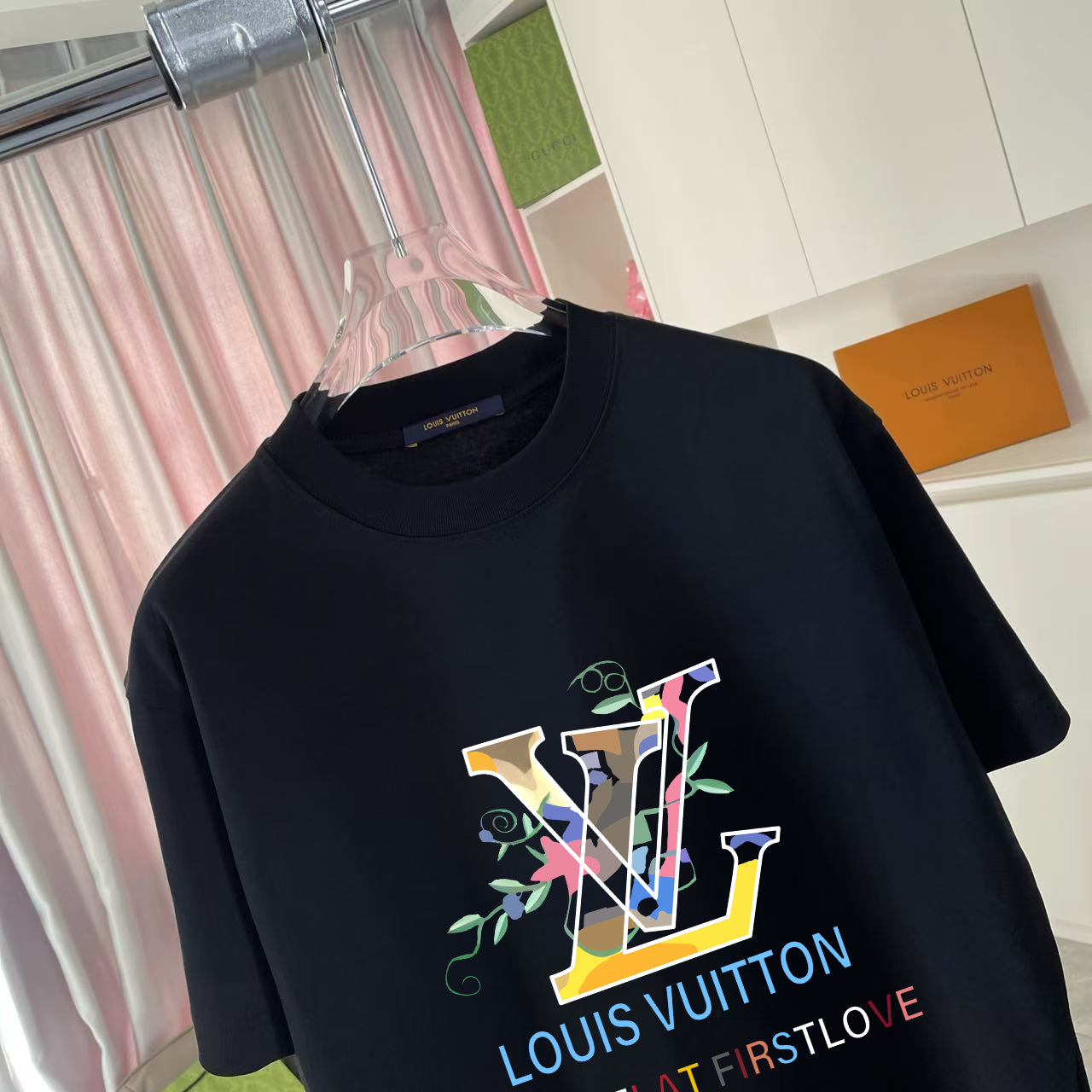 LuxluxHouse Best Quality Clothes T-shirt Louis Vuitton