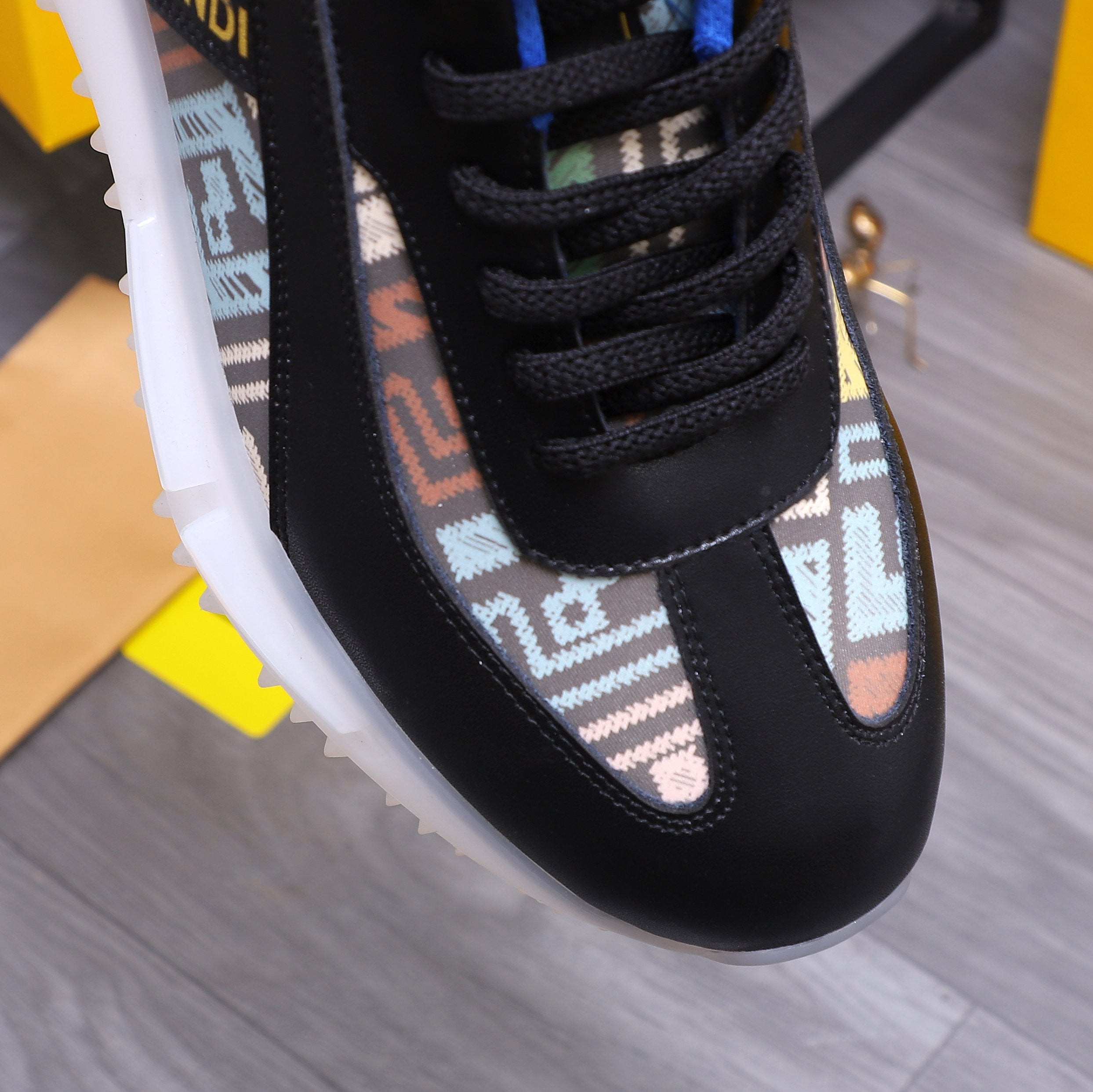 LuxluxHouse Best Quality Shoes Fendi
