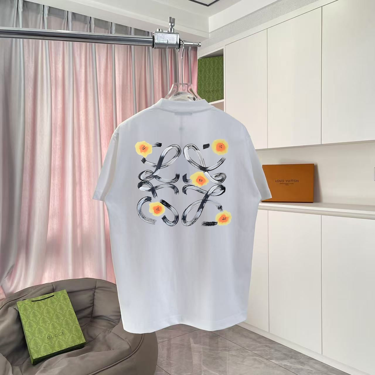LuxluxHouse Best Quality Clothes T-shirt Loewe