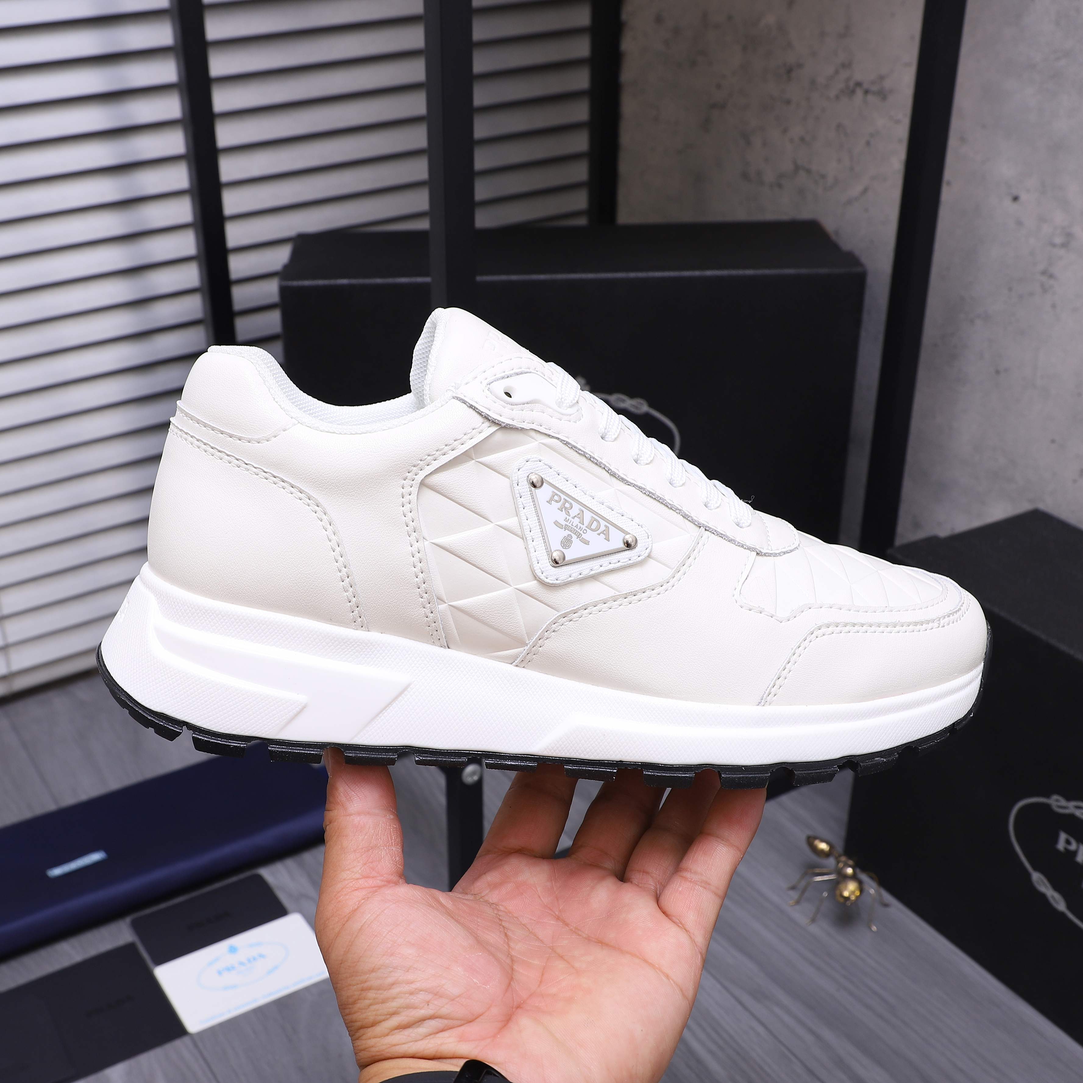 LuxluxHouse Best Quality Shoes Prada