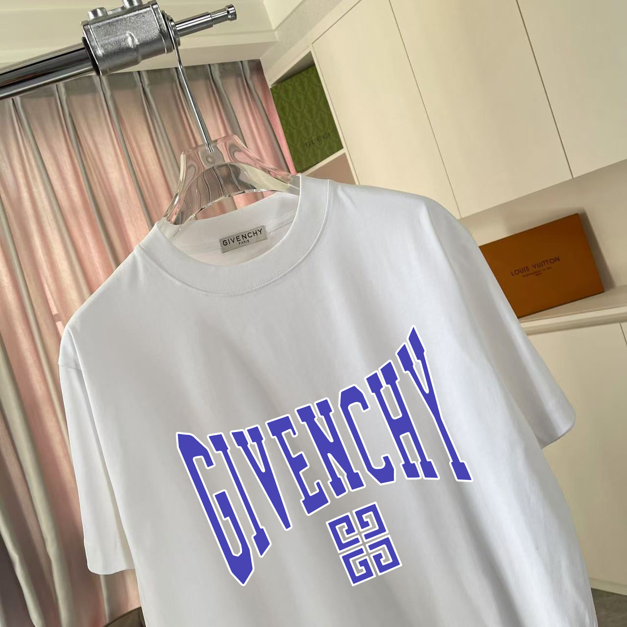 LuxluxHouse Best Quality Clothes Givenchy T-shirt