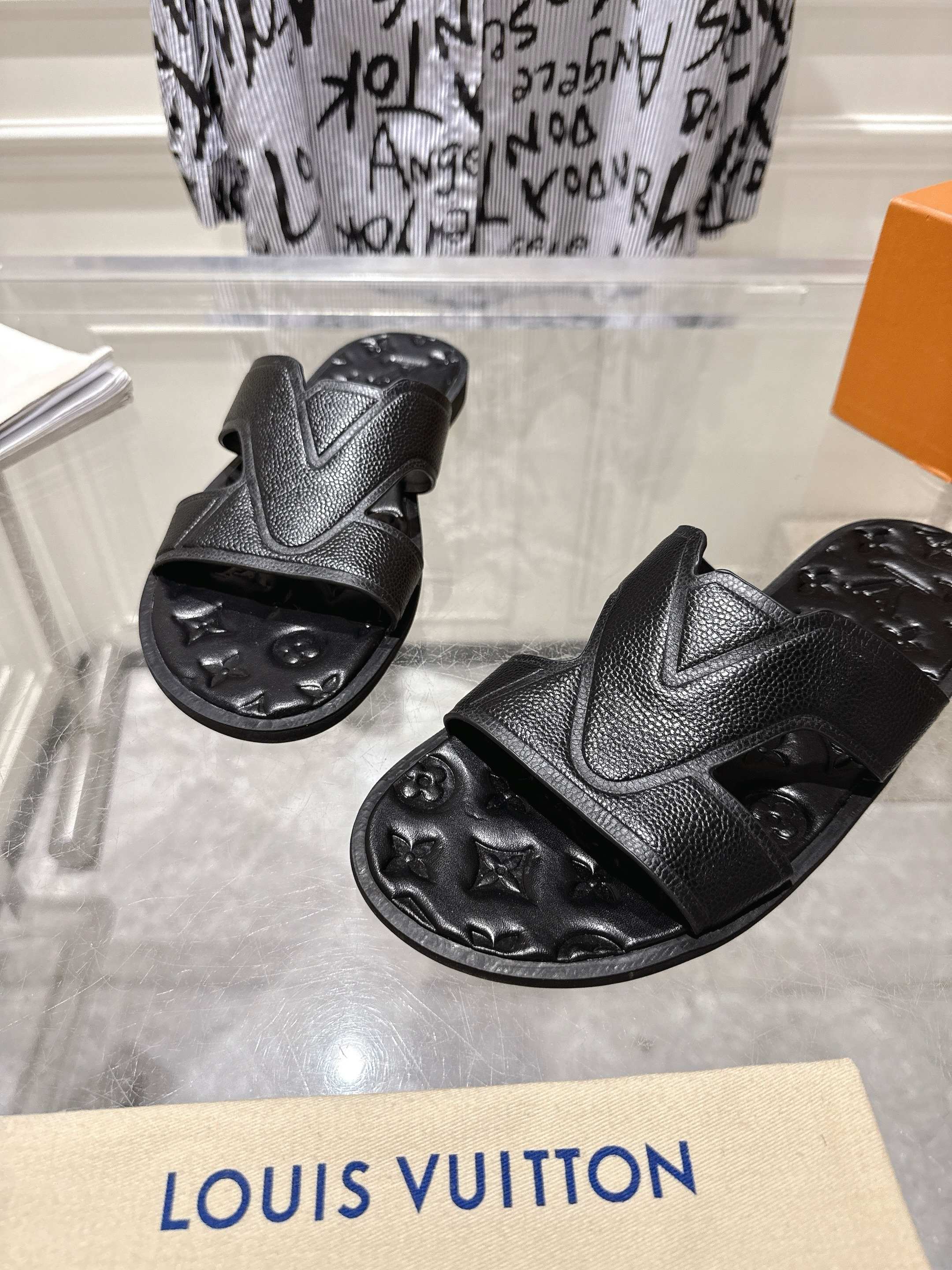LuxluxHouse Best Quality Sandals Louis Vuitton