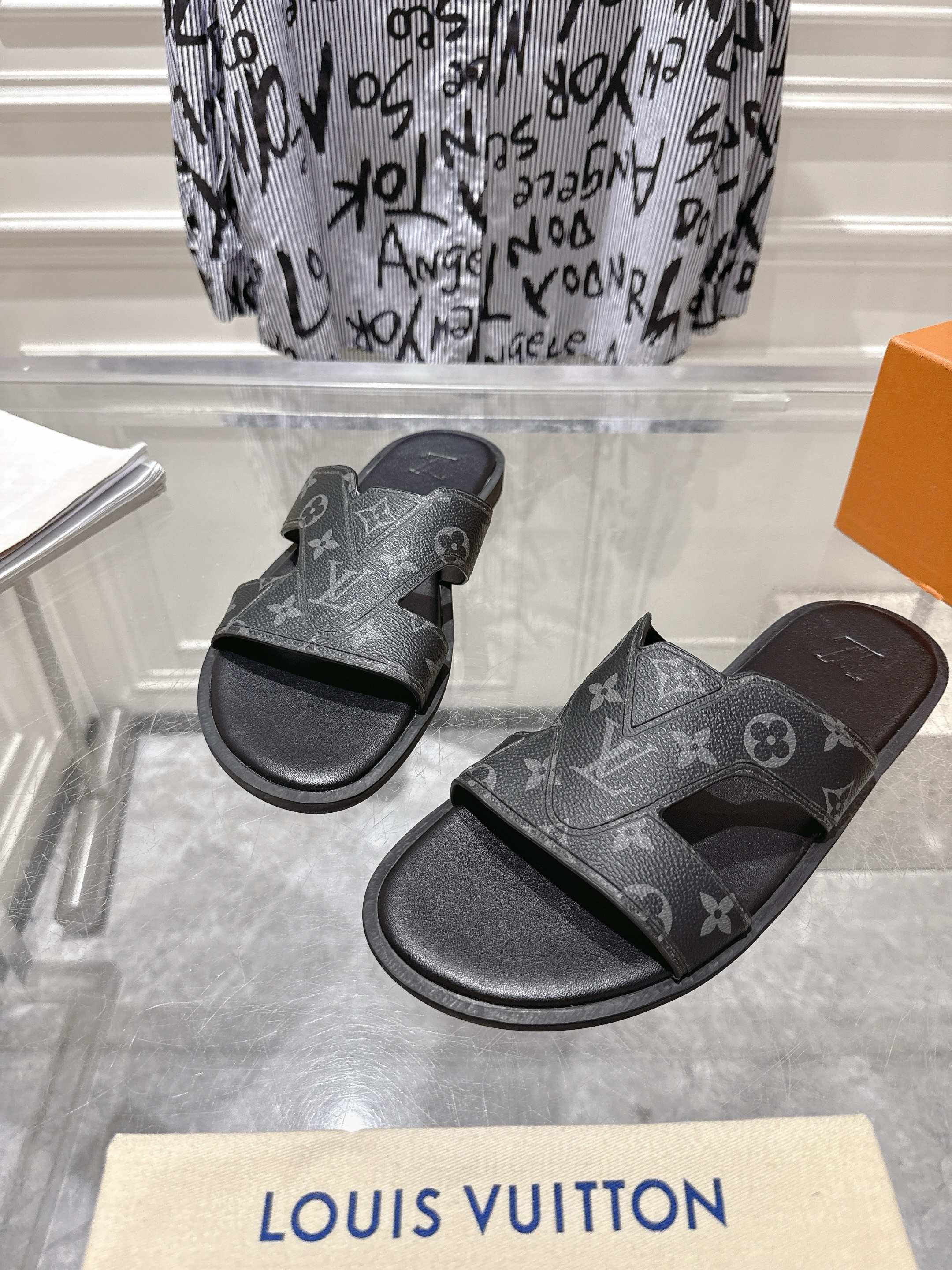 LuxluxHouse Best Quality Sandals Louis Vuitton