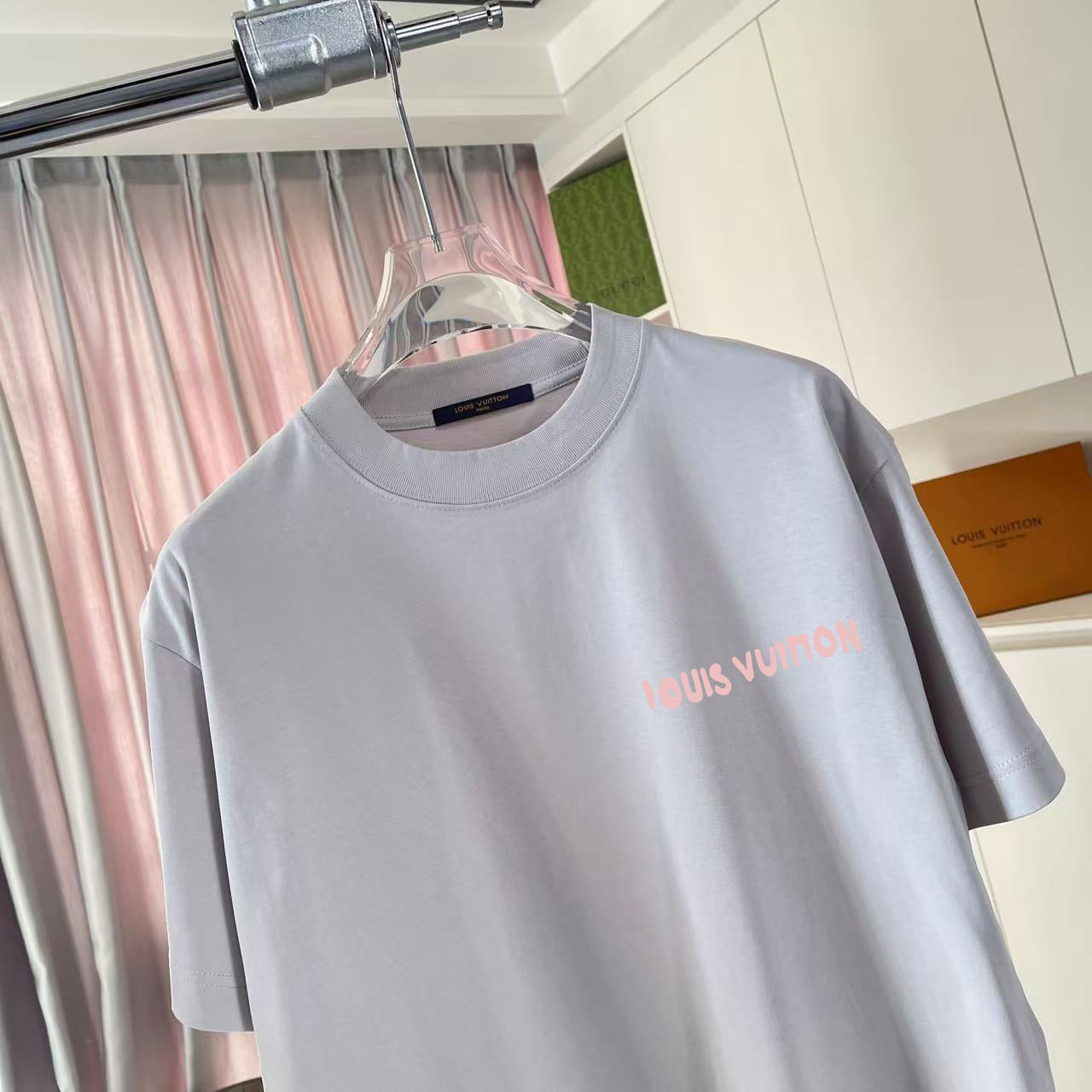 LuxluxHouse Best Quality Clothes T-shirt Louis Vuitton
