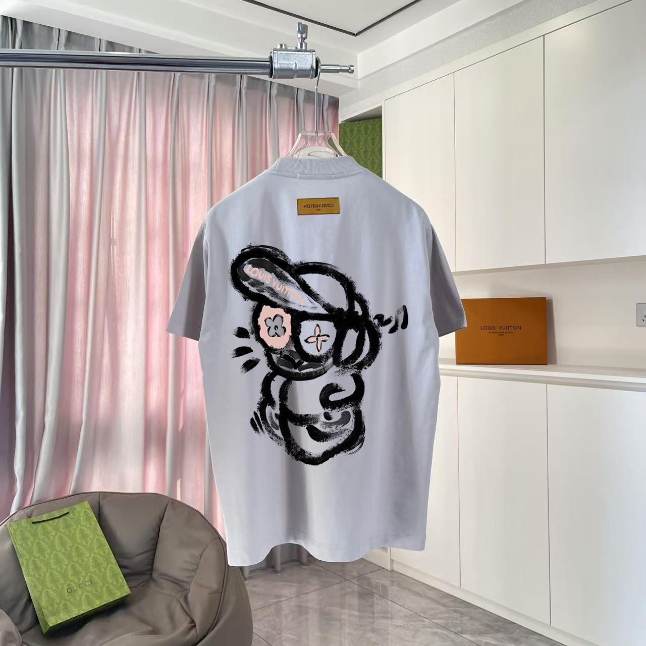 LuxluxHouse Best Quality Clothes T-shirt Louis Vuitton
