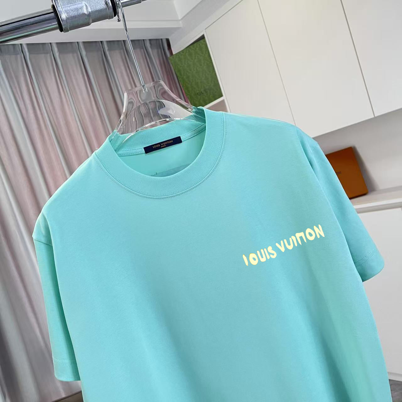 LuxluxHouse Best Quality Clothes T-shirt Louis Vuitton