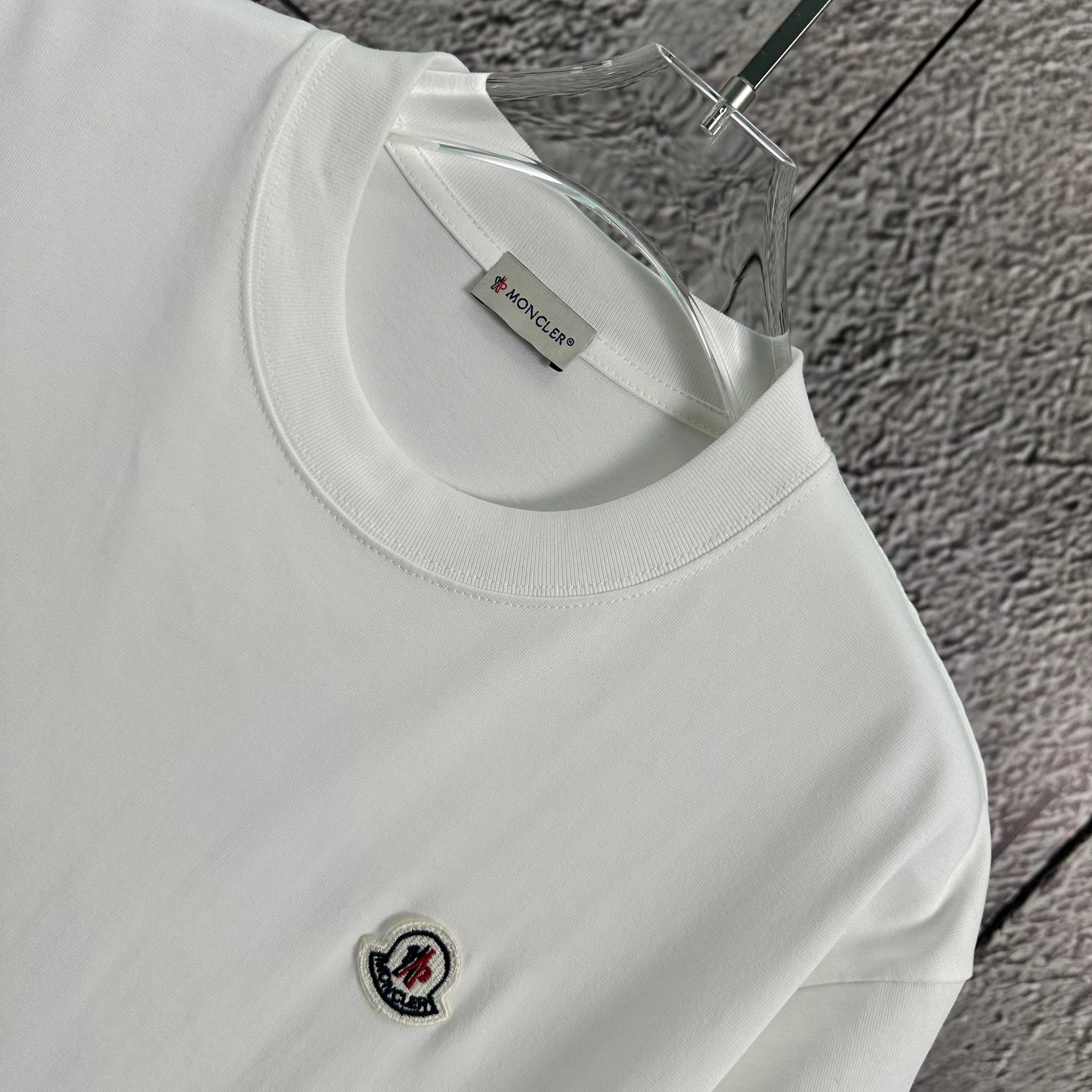 LuxluxHouse Best Quality Clothes T-shirt Moncler