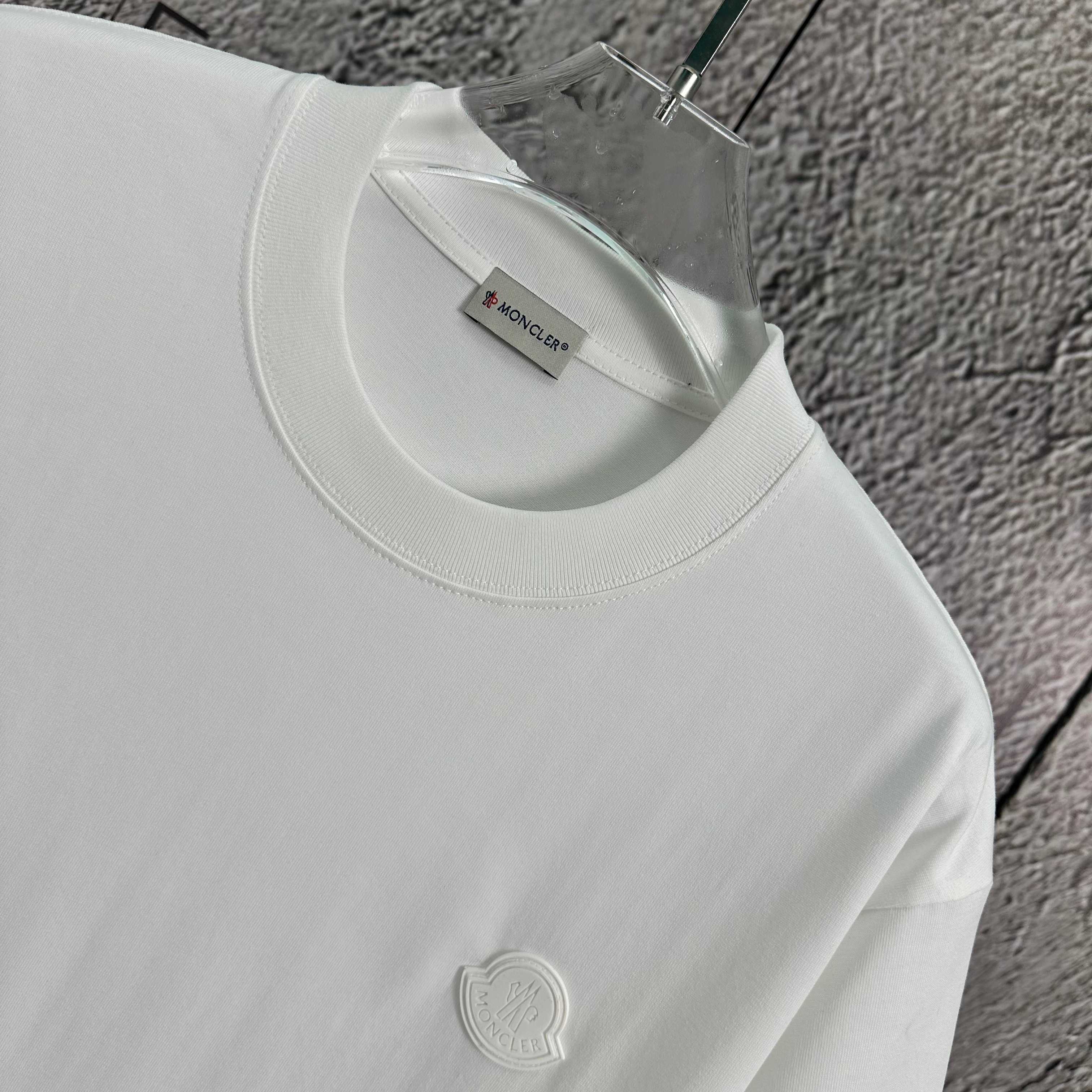 LuxluxHouse Best Quality Clothes T-shirt Moncler