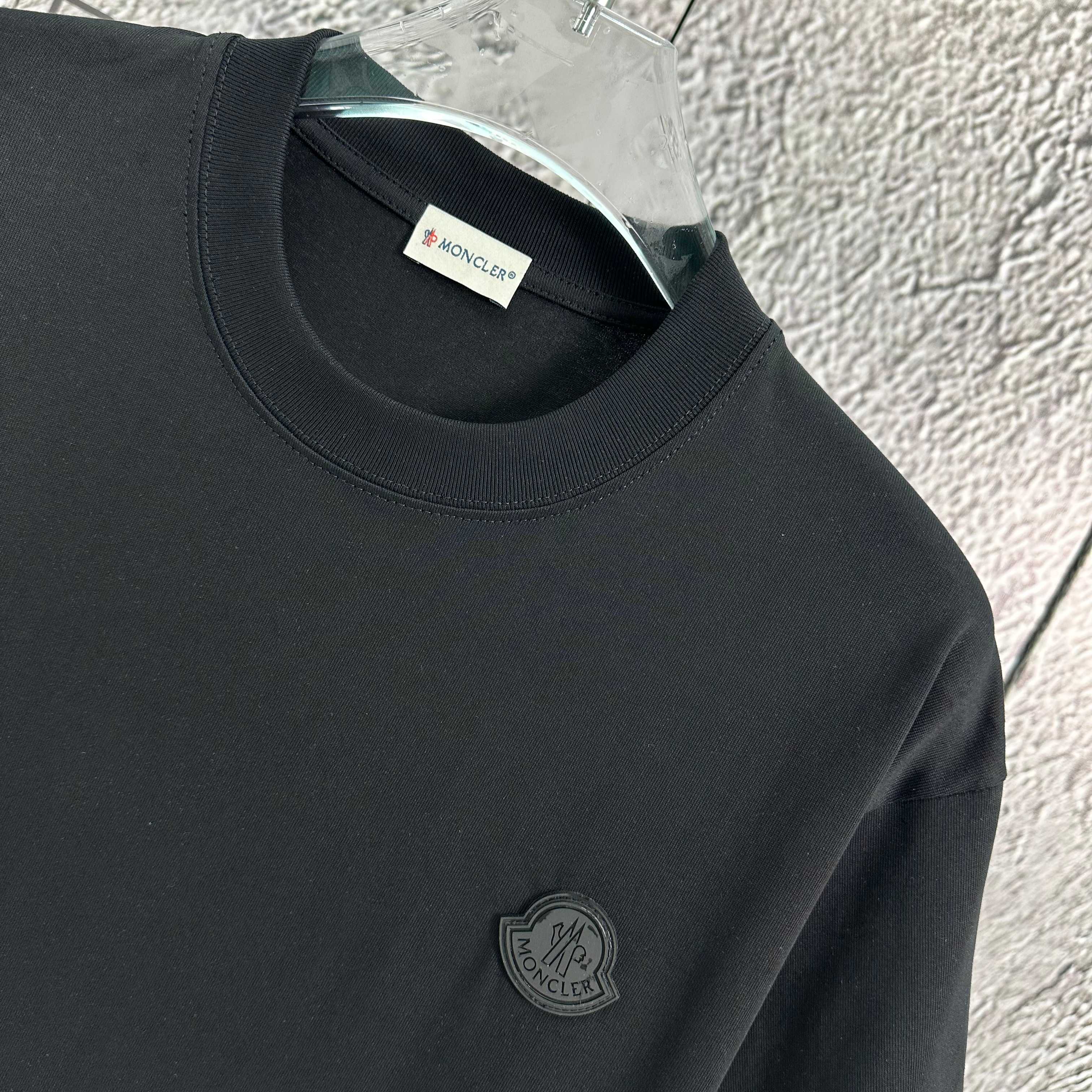 LuxluxHouse Best Quality Clothes T-shirt Moncler