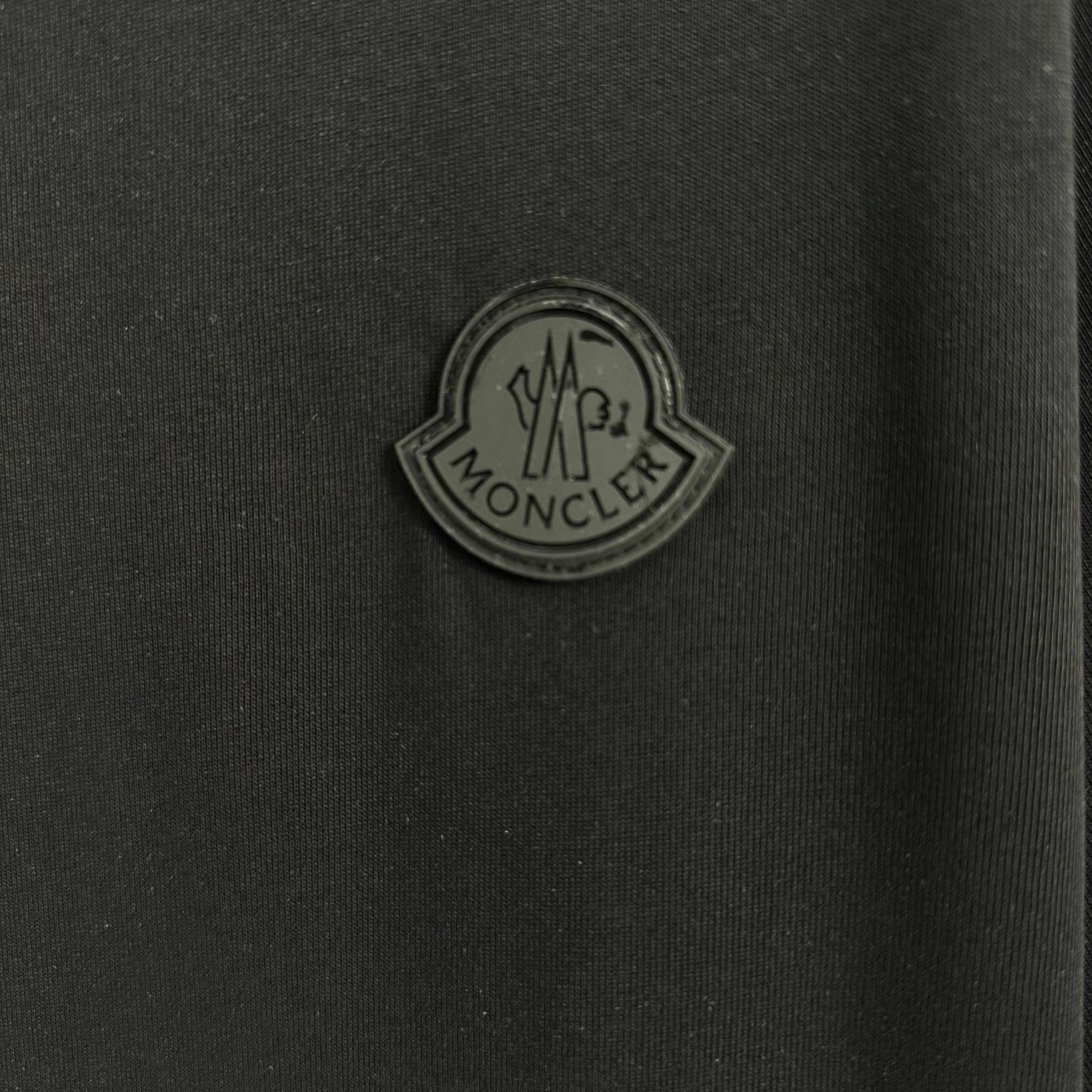 LuxluxHouse Best Quality Clothes T-shirt Moncler