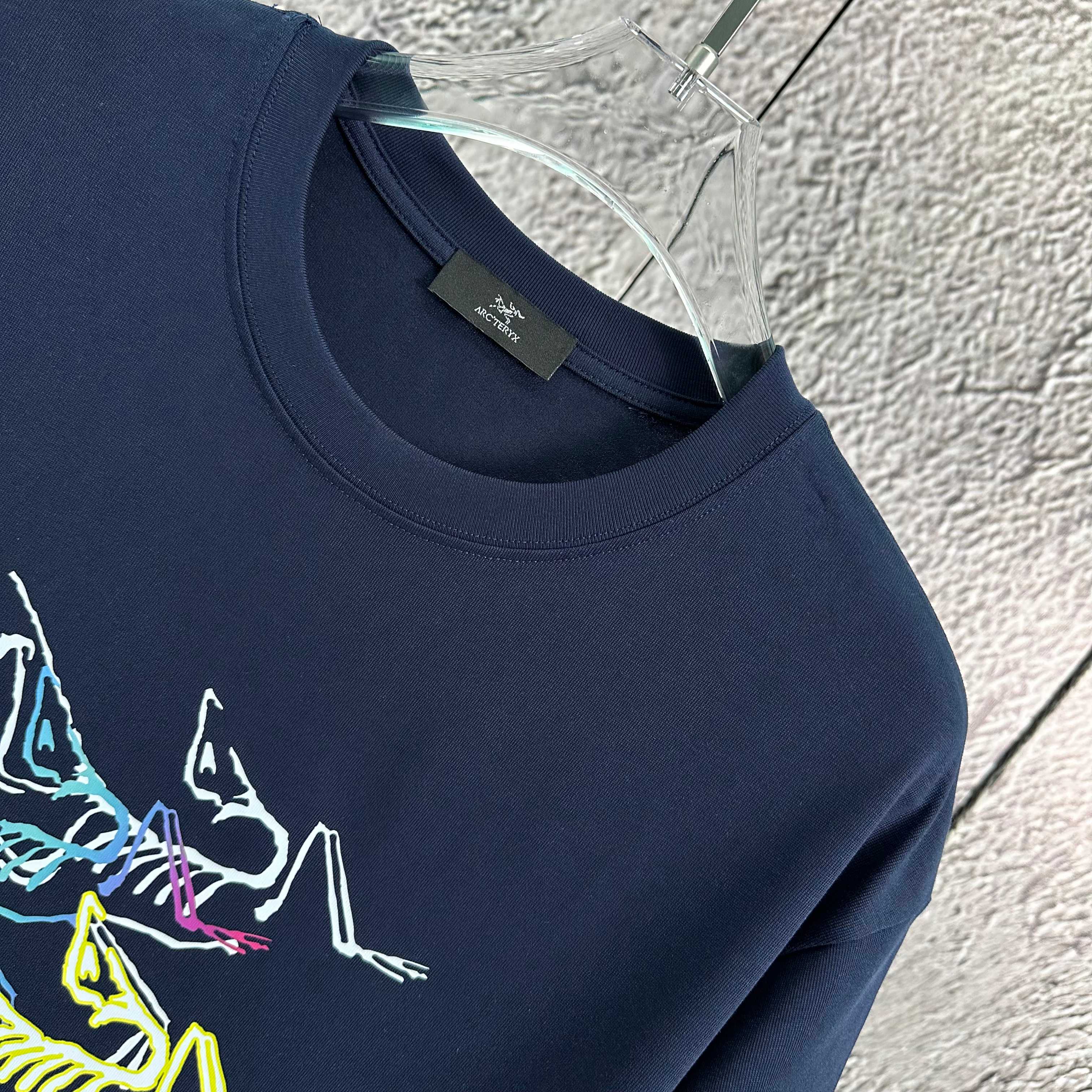LuxluxHouse Best Quality Clothes T-shirt Arcteryx