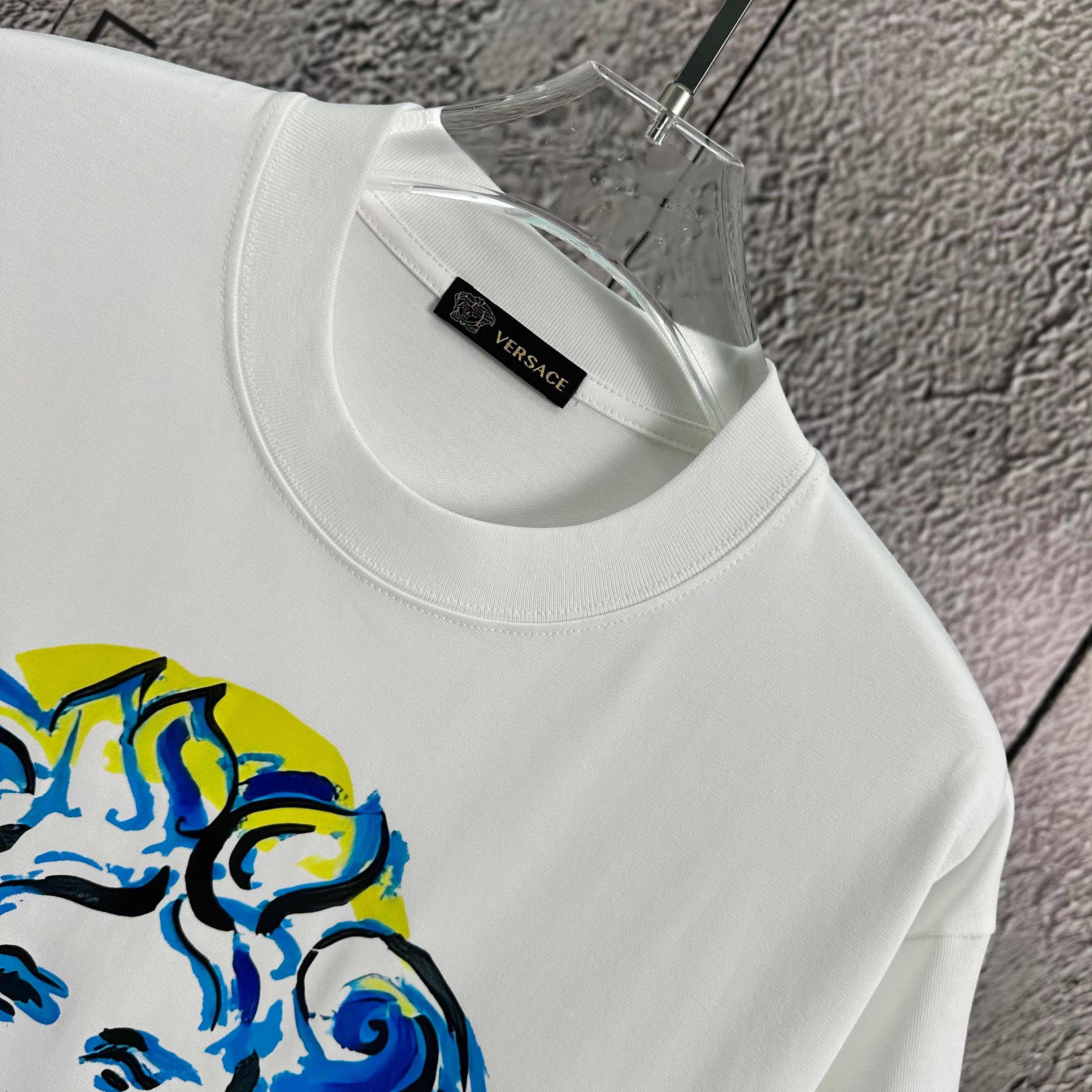 LuxluxHouse Best Quality Clothes Versace T-shirt