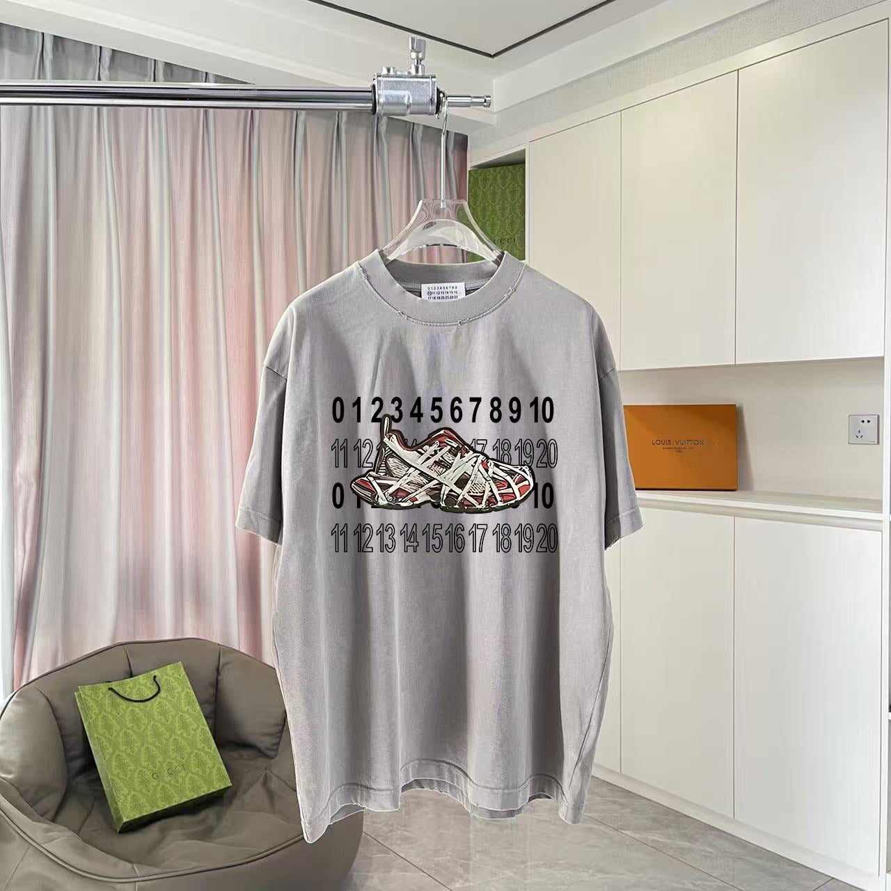 LuxluxHouse Best Quality Clothes T-shirt Chanel & Maison Margiela
