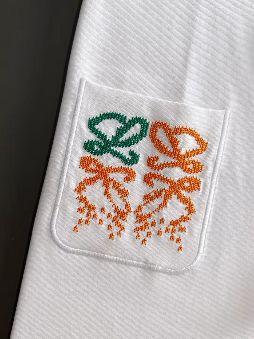 LuxluxHouse Best Quality Clothes T-shirt Loewe