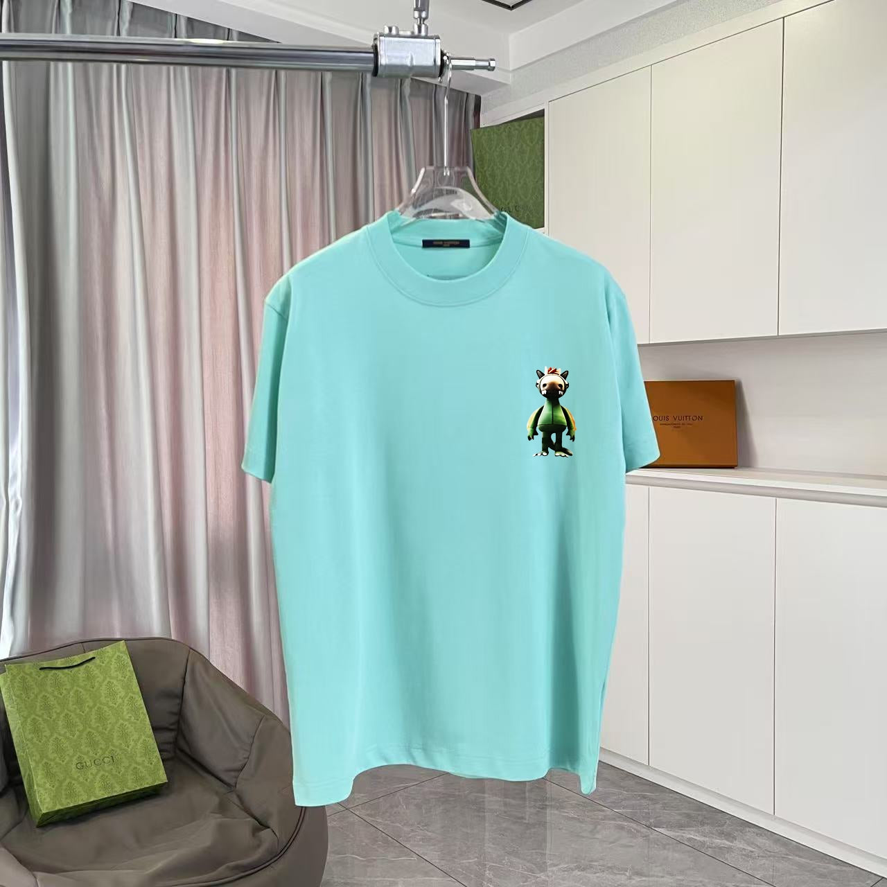LuxluxHouse Best Quality Clothes T-shirt Louis Vuitton
