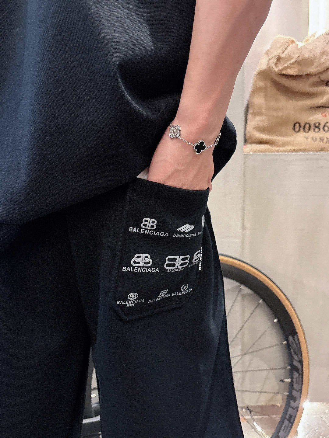 LuxluxHouse Best Quality Clothes Balenciaga Pants