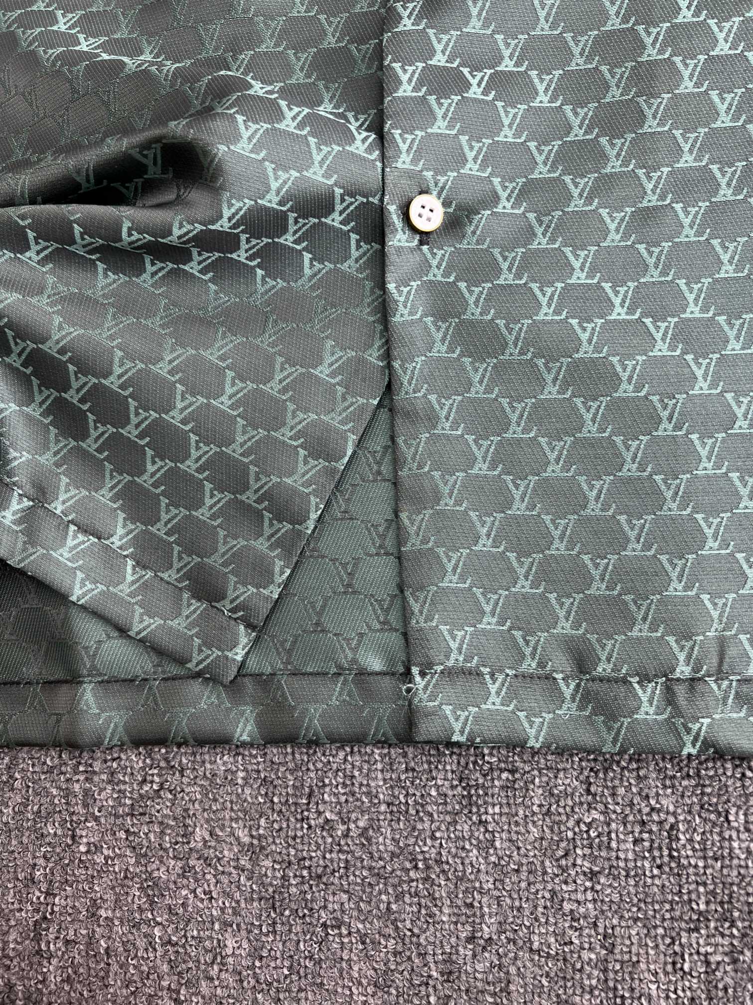 LuxluxHouse Best Quality Clothes Shirts&Polo Louis Vuitton