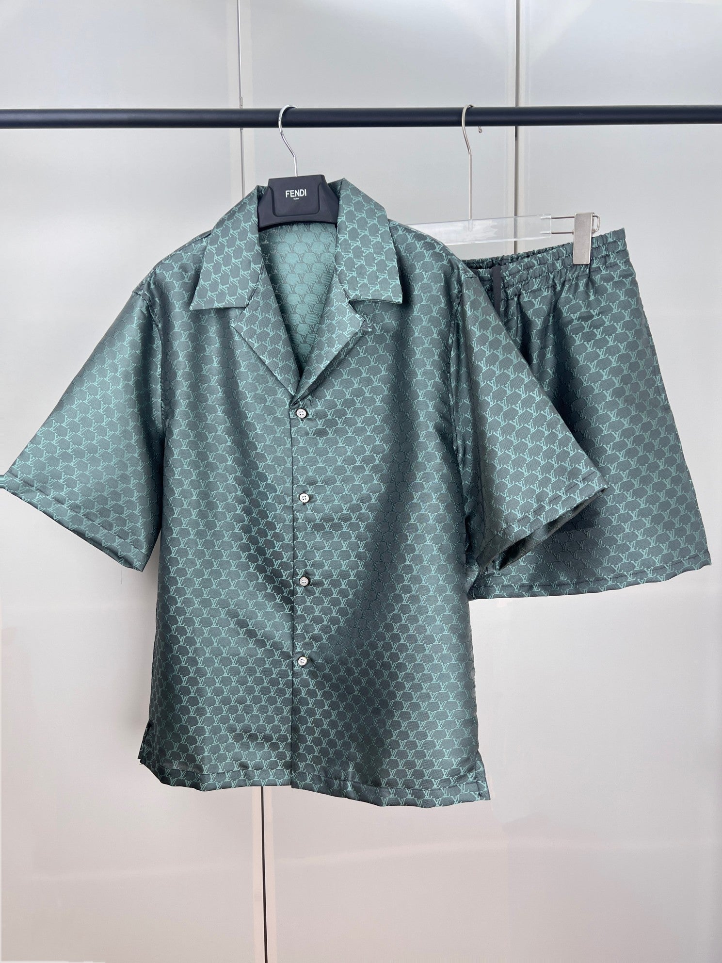 LuxluxHouse Best Quality Clothes Shirts&Polo Louis Vuitton
