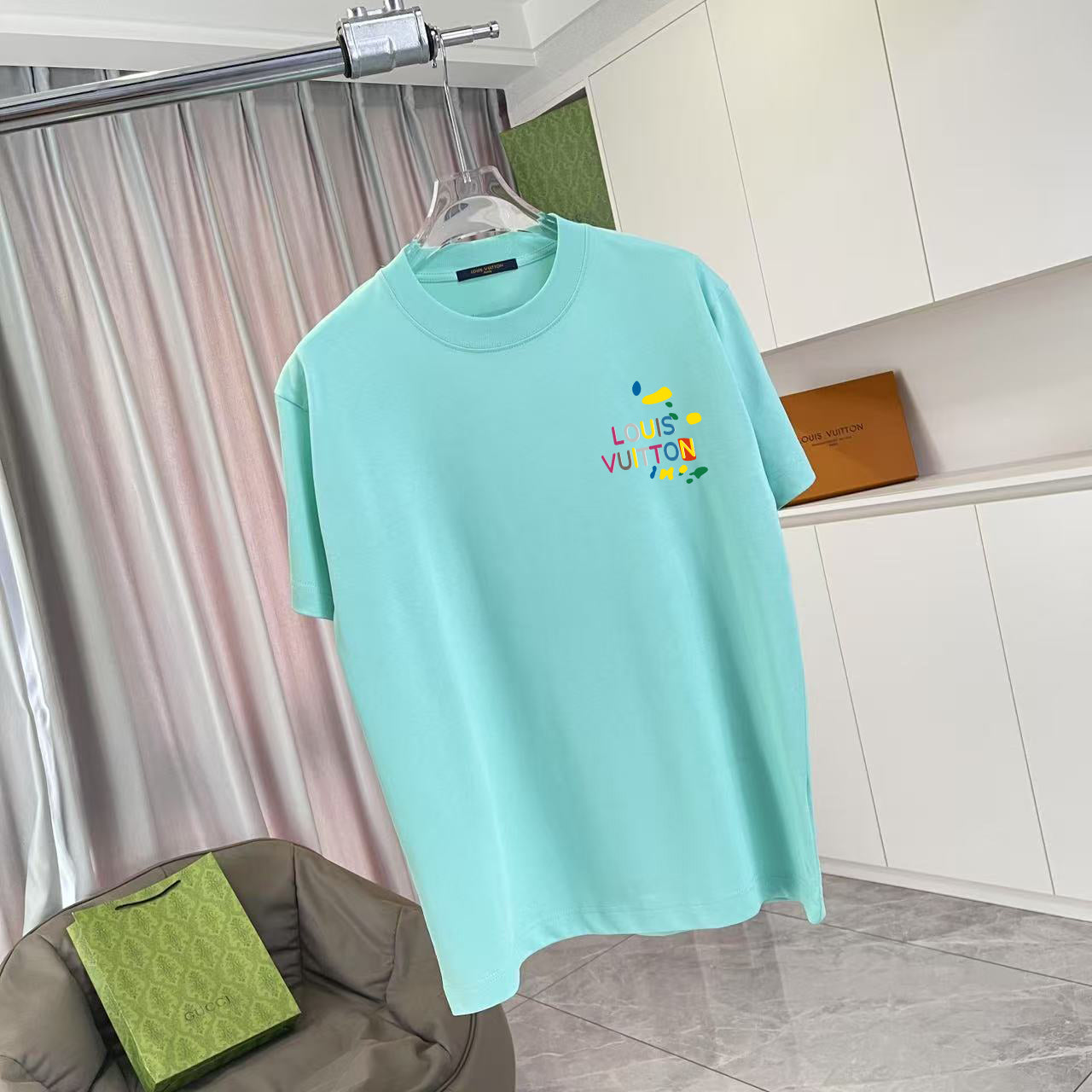 LuxluxHouse Best Quality Clothes T-shirt Louis Vuitton