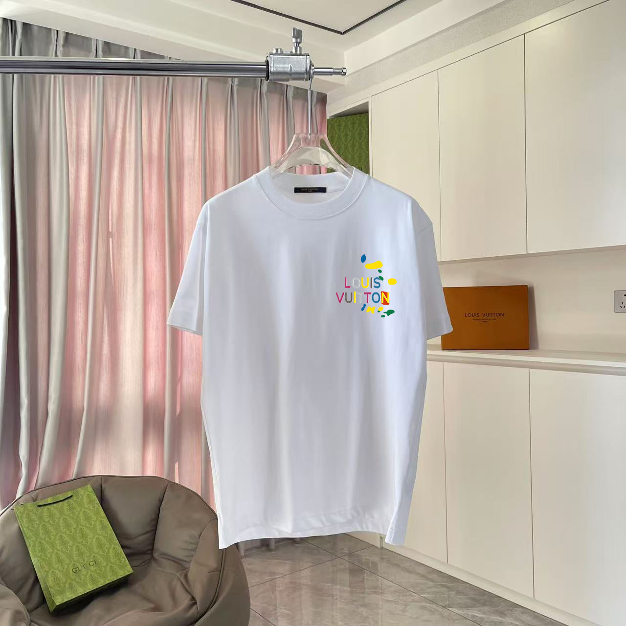 LuxluxHouse Best Quality Clothes T-shirt Louis Vuitton