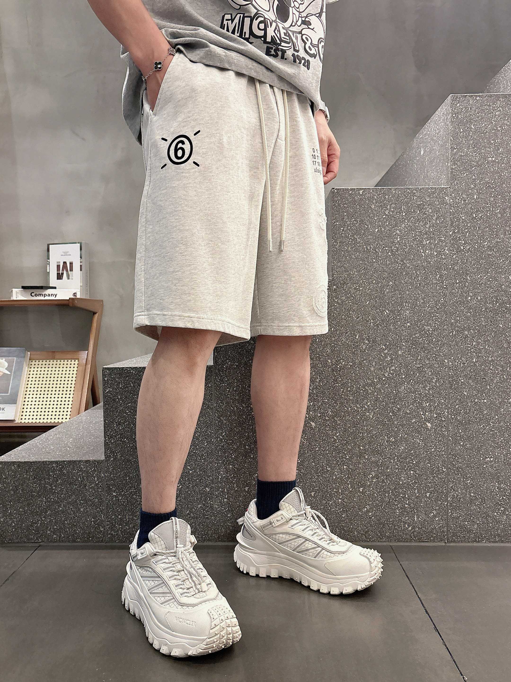 LuxluxHouse Best Quality Clothes Pants Chanel & Maison Margiela