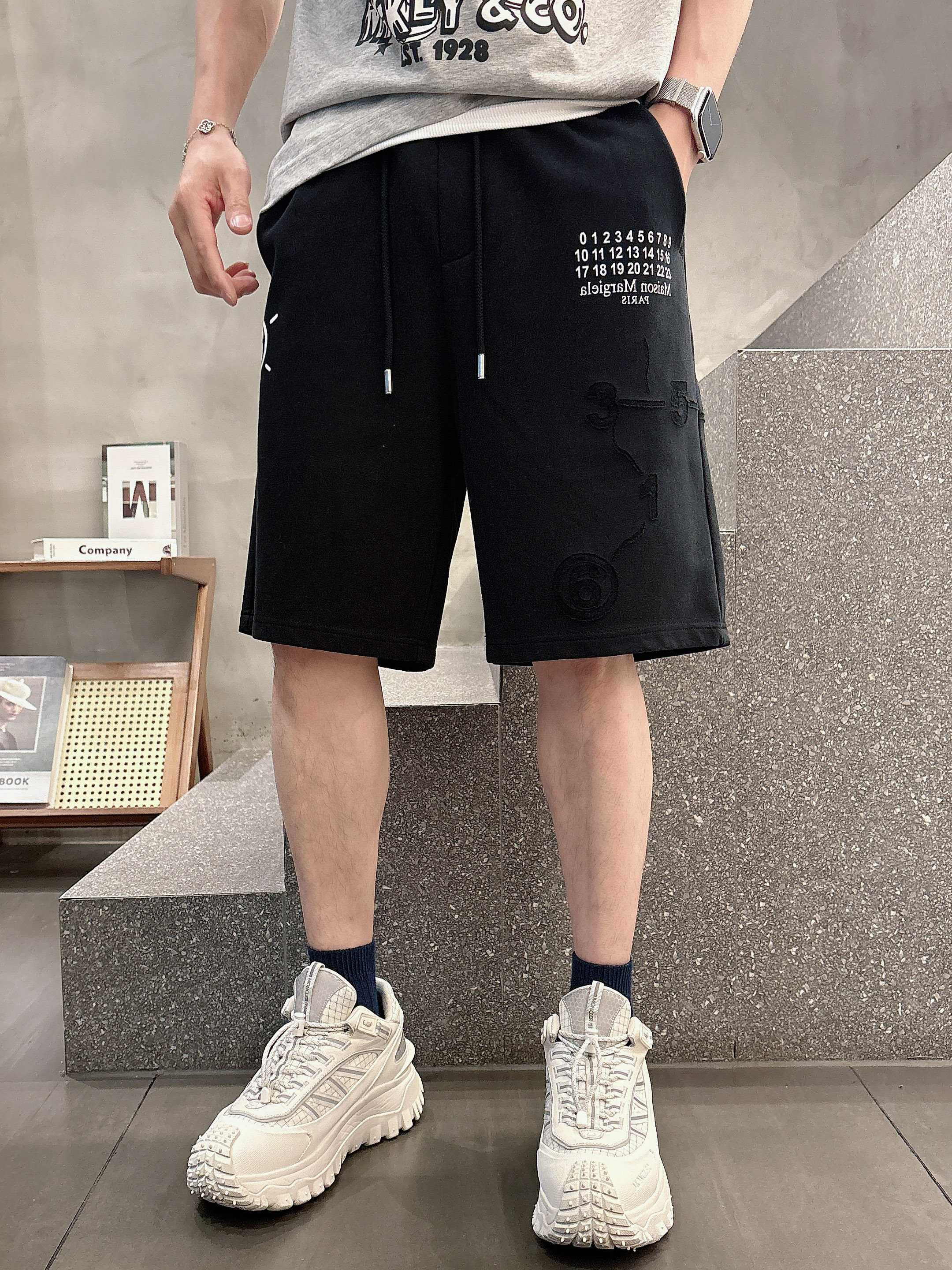 LuxluxHouse Best Quality Clothes Pants Chanel & Maison Margiela