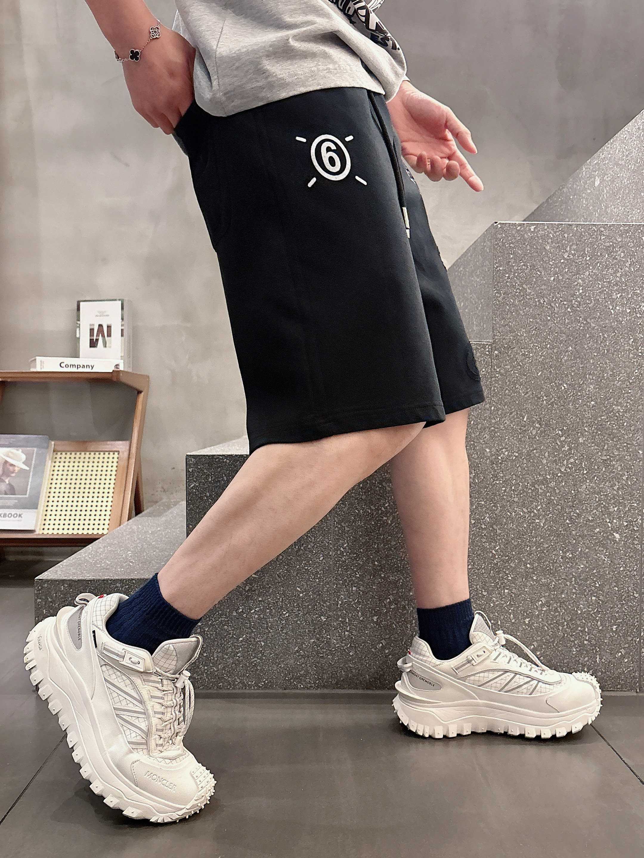 LuxluxHouse Best Quality Clothes Pants Chanel & Maison Margiela